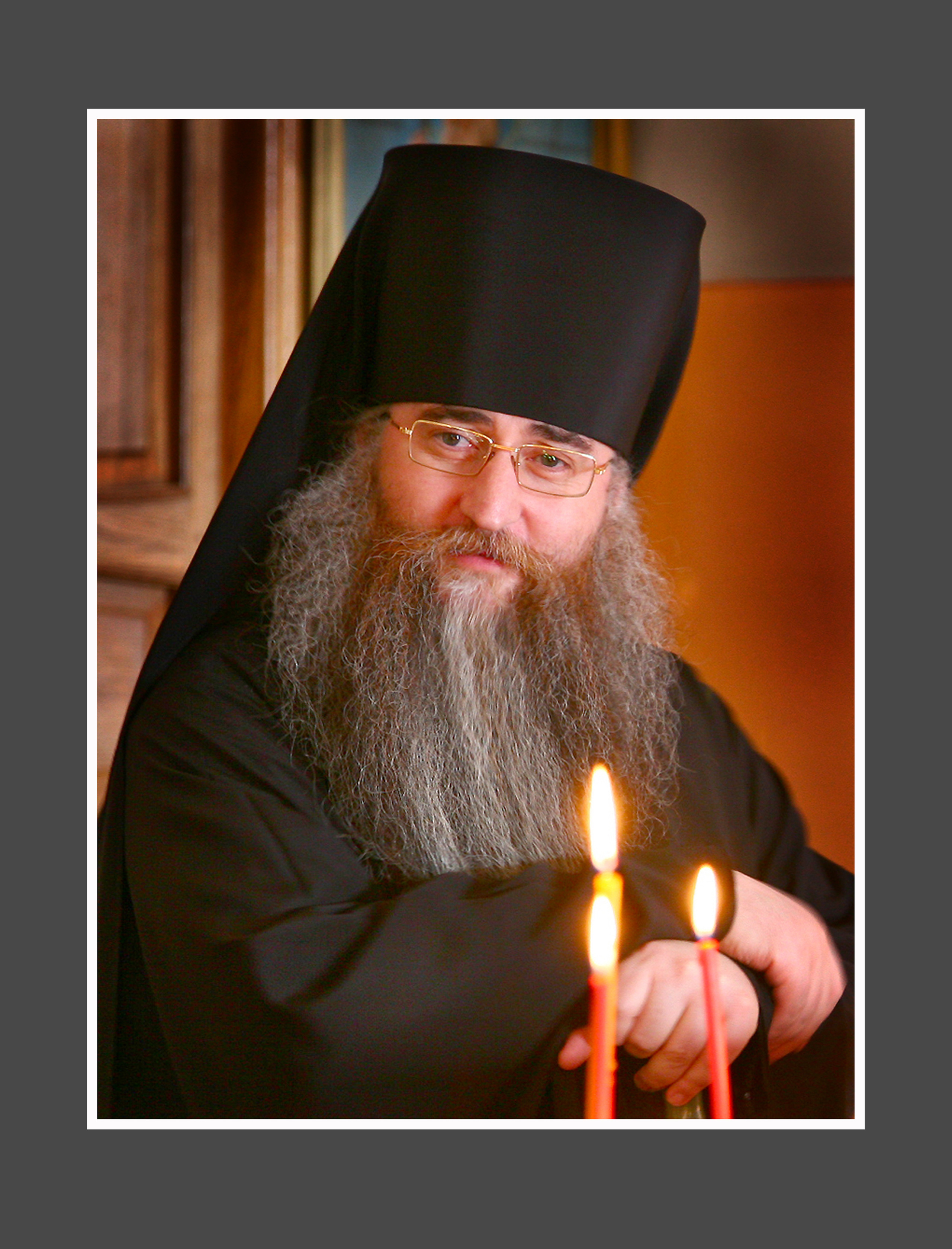 Портрет. Выпускные фотоальбомы и фотокниги в г. Балашове, студия, сувениры