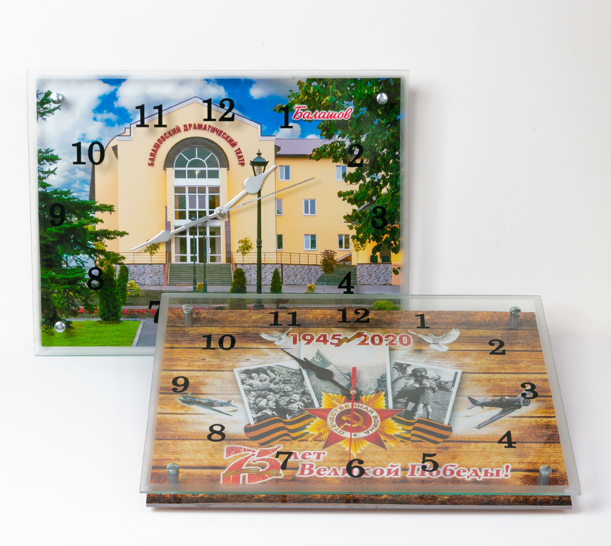 СУВЕНИРЫ. Выпускные фотоальбомы и фотокниги в г. Балашове, студия, сувениры