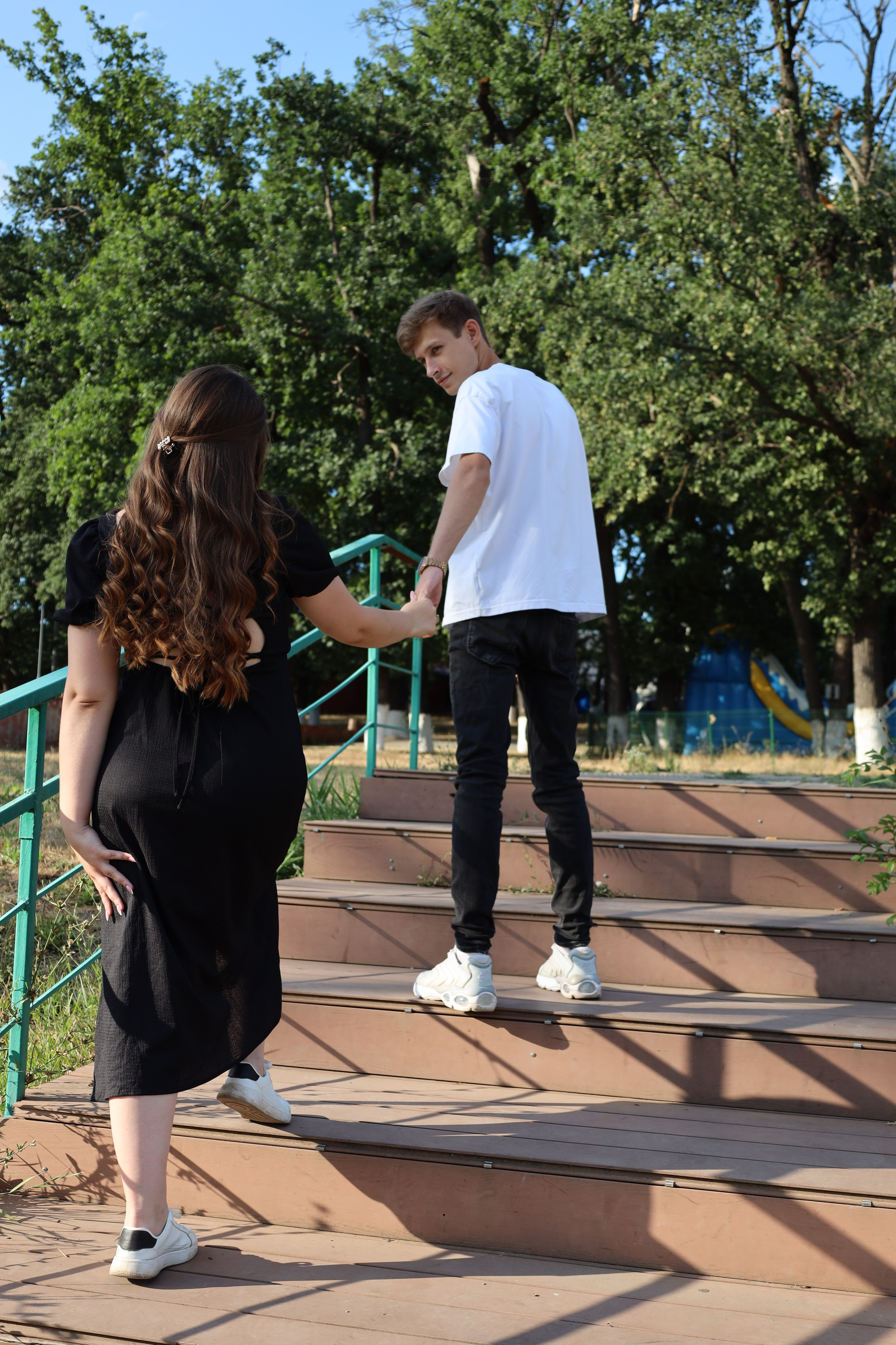 Прогулка love story. Свадебный фотограф ростовская область