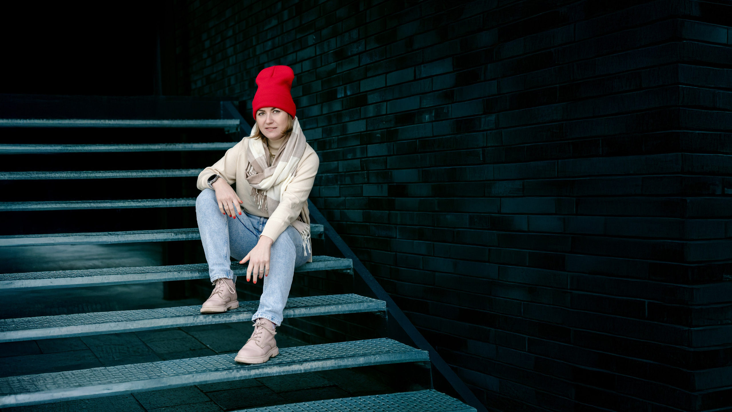 Уличная фотосессия девушки в Москве