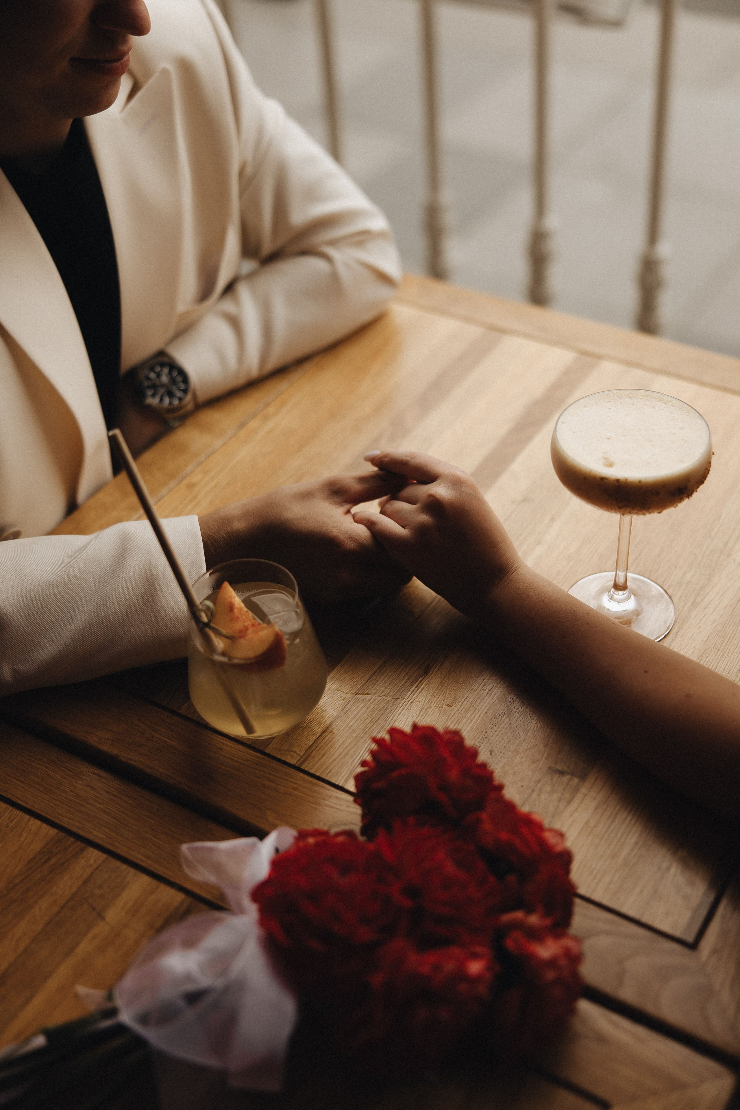 Когда я впервые увидел тебя, этот смех, ты мне напомнила по-моему сразу всех. Свадебный фотограф в Санкт-Петербурге Баженова Алина