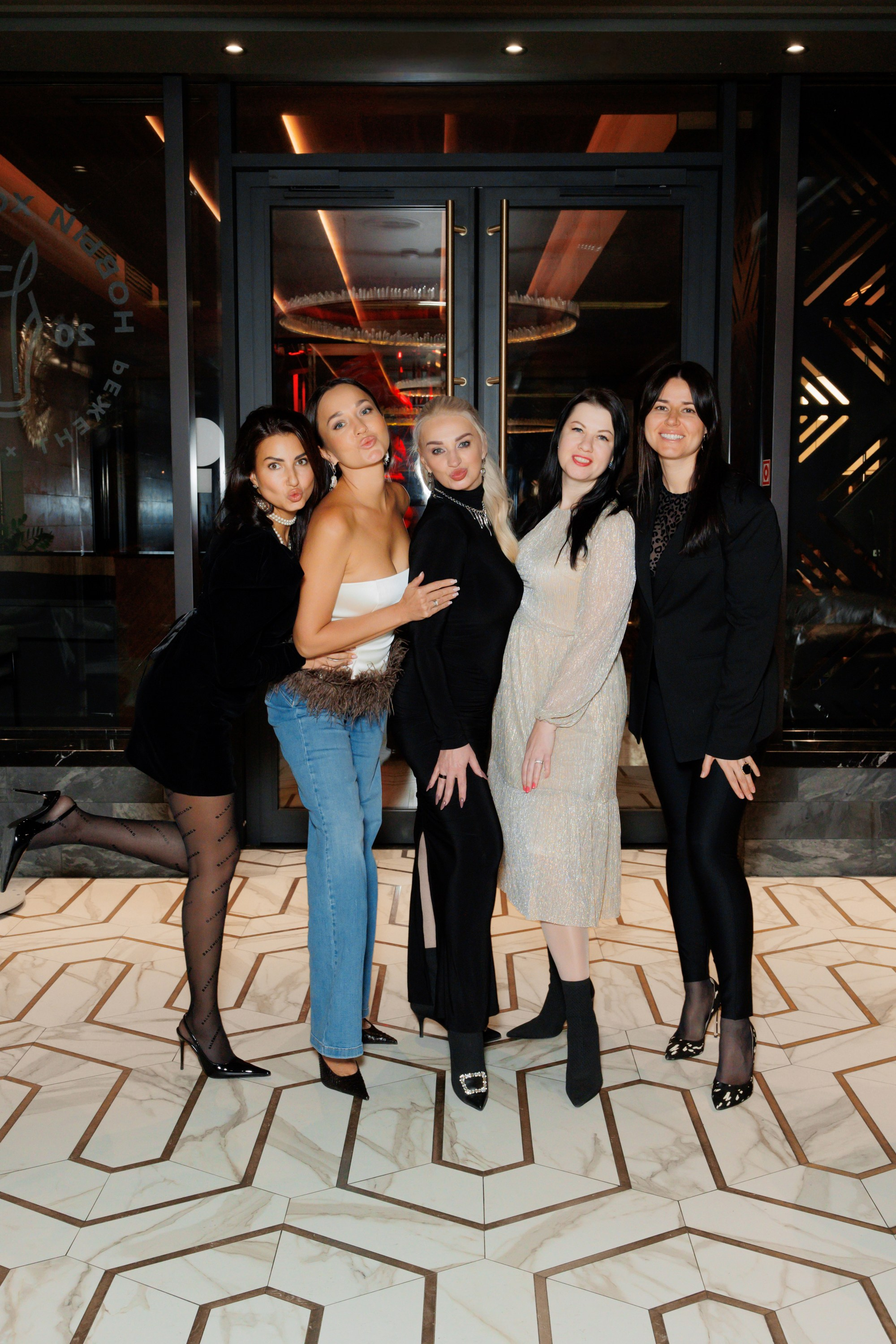 REGENT x InLove. СВОИ. ФОТООТЧЕТЫ-СОБЫТИЯ-МЕСТА