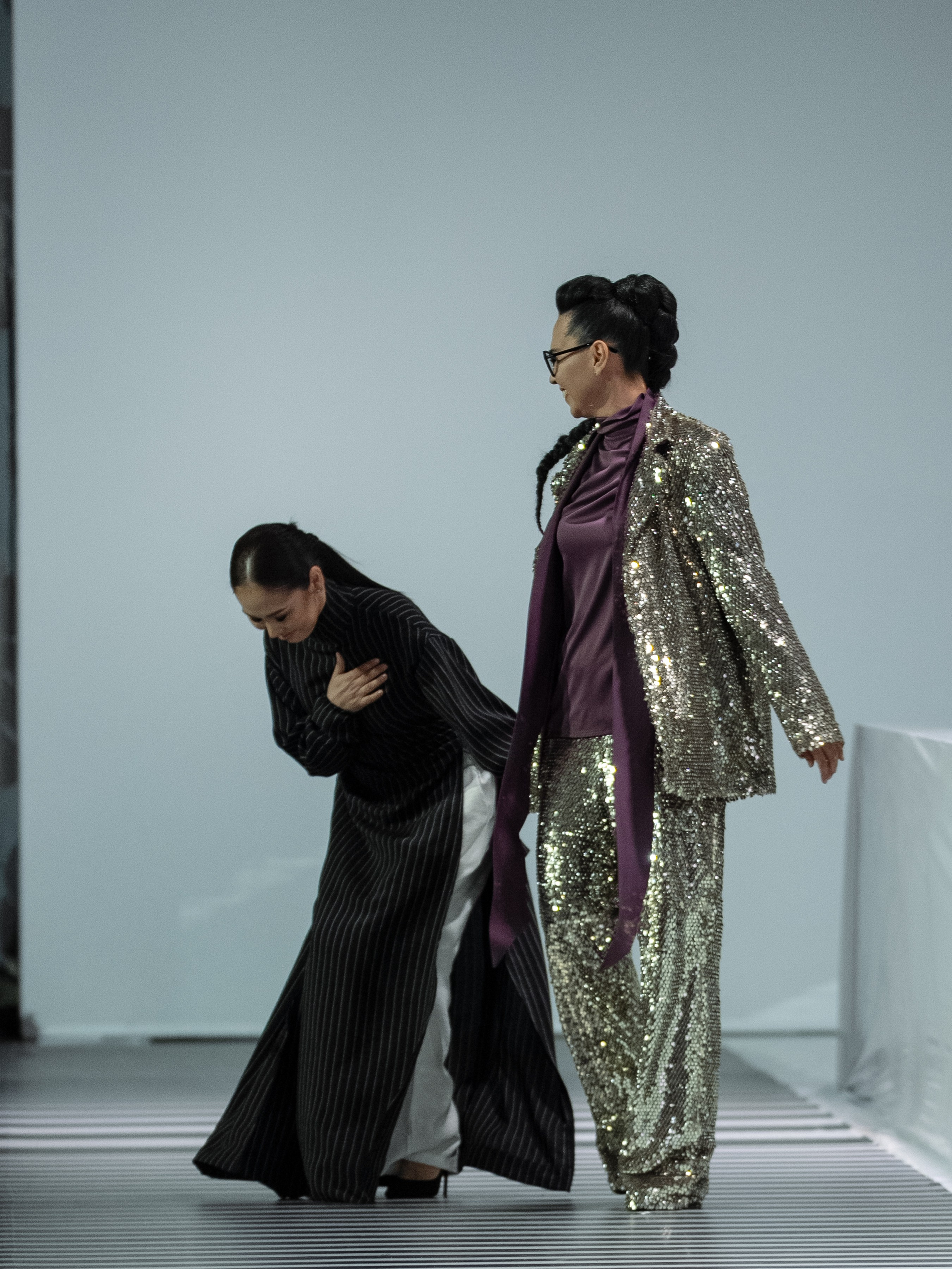 Designer LEILA KHANUM. Сайт Алматинского НЮ АРТ, будуар и фэшн фотографа Дениса Карпенко