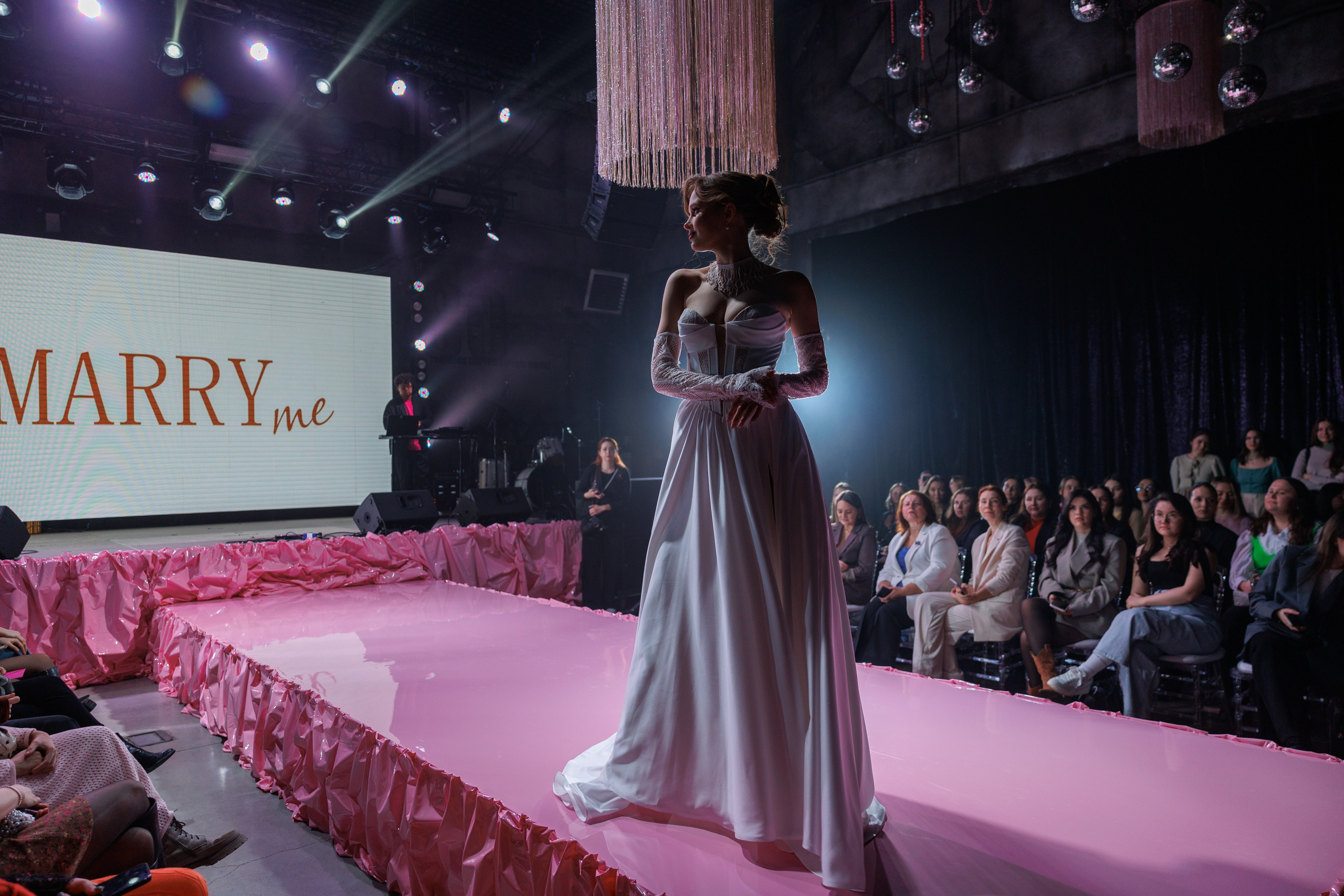 Показ Gabiano & Marry me. Свадебный и семейный фотограф Казань