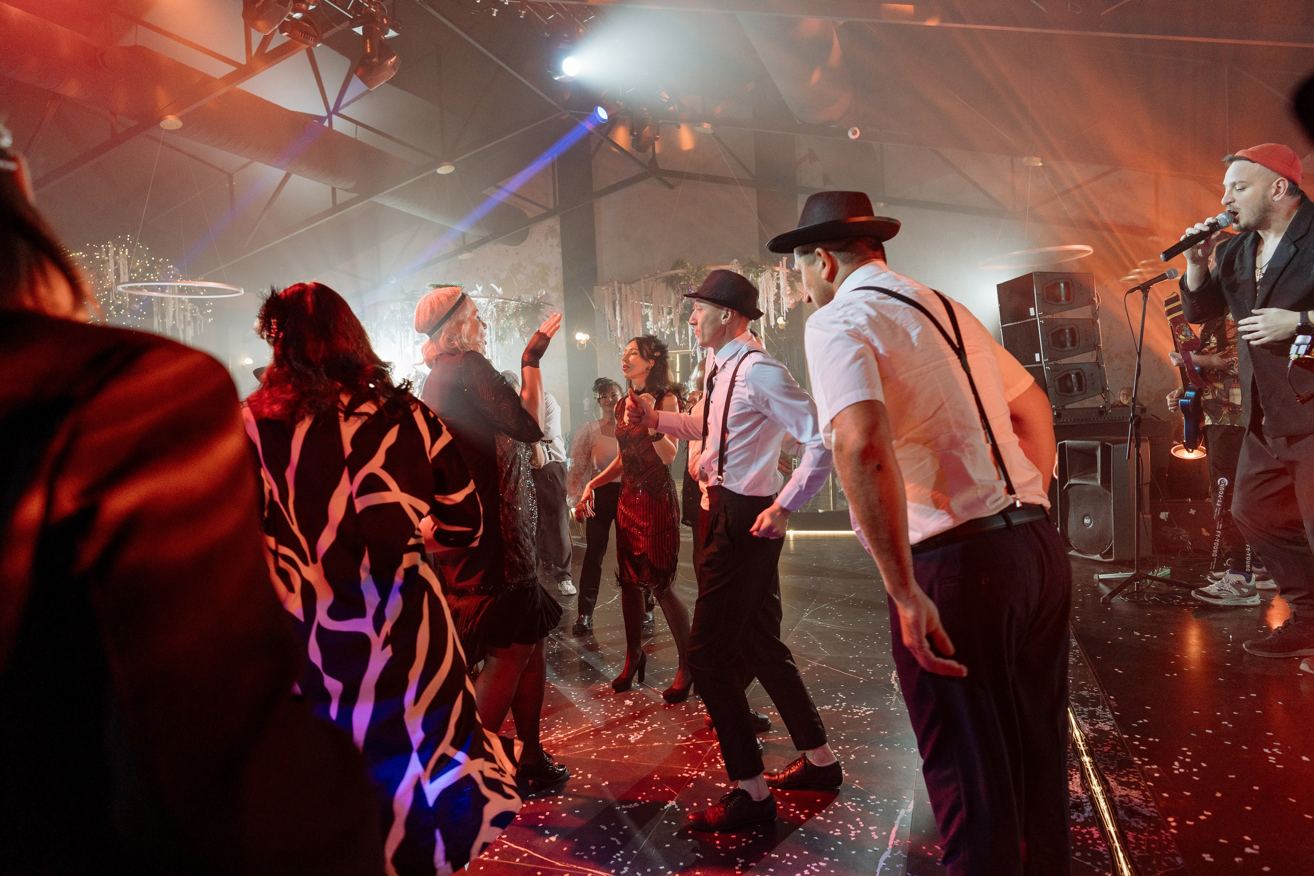 Альбион Тур