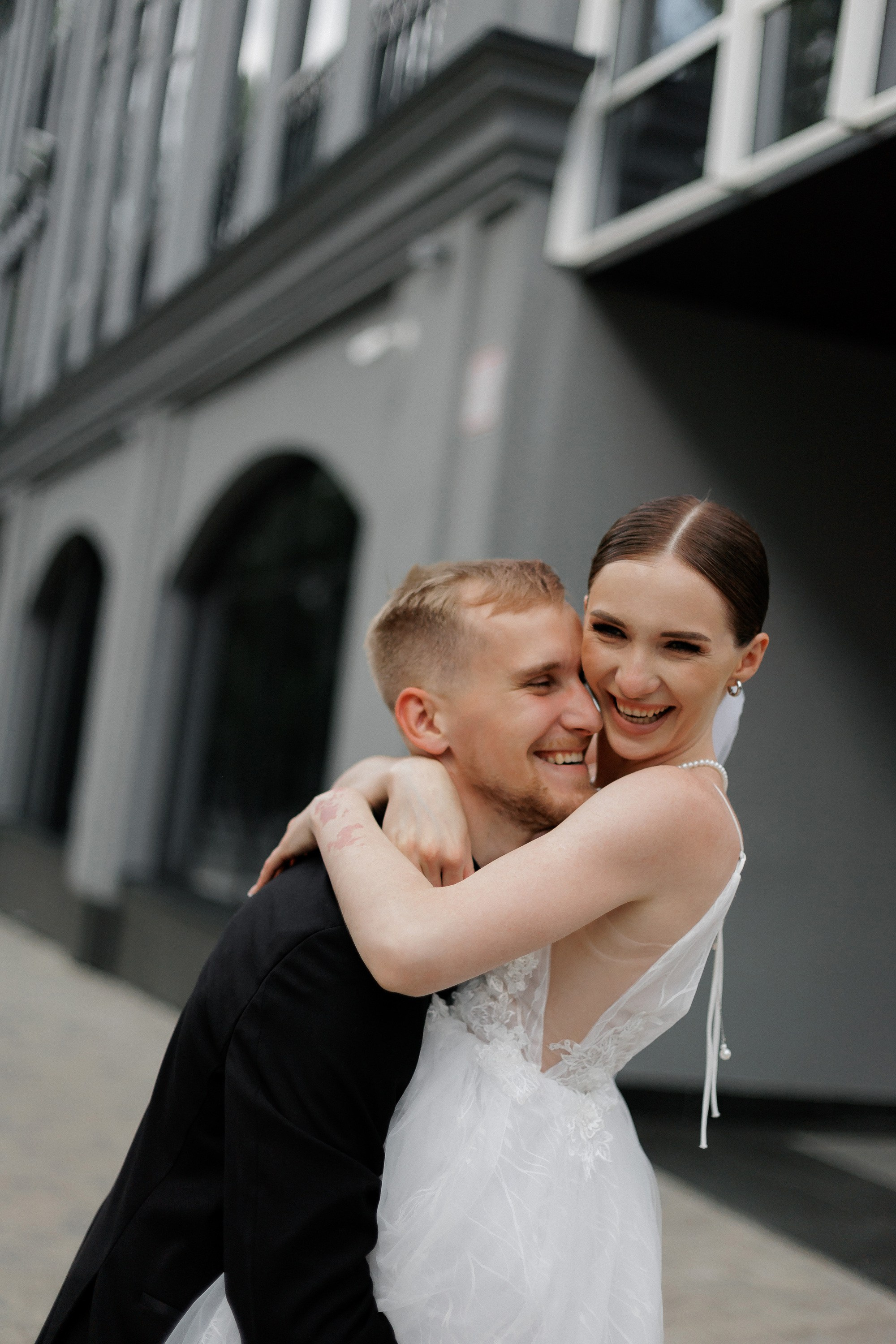 Малиновый фейерверк эмоций. Свадебный фотограф в Томске | Александр Овчаренко