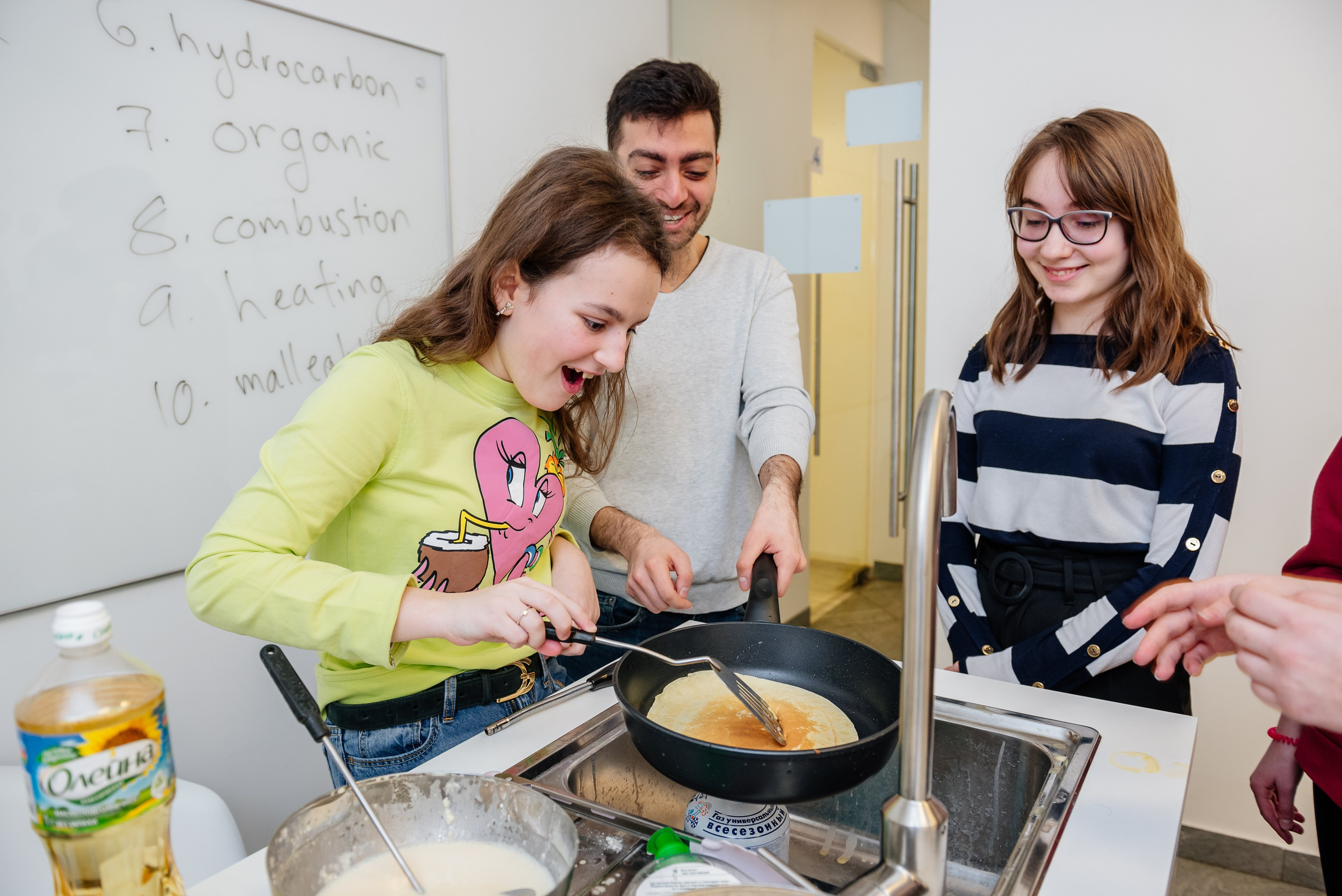 Английская школа. Study Lab. Фотограф LANA STIL. Семейный, репортажный фотограф, студия. Женский, мужской портрет. Фотографирую территориально в г. Королев, Москва, МО