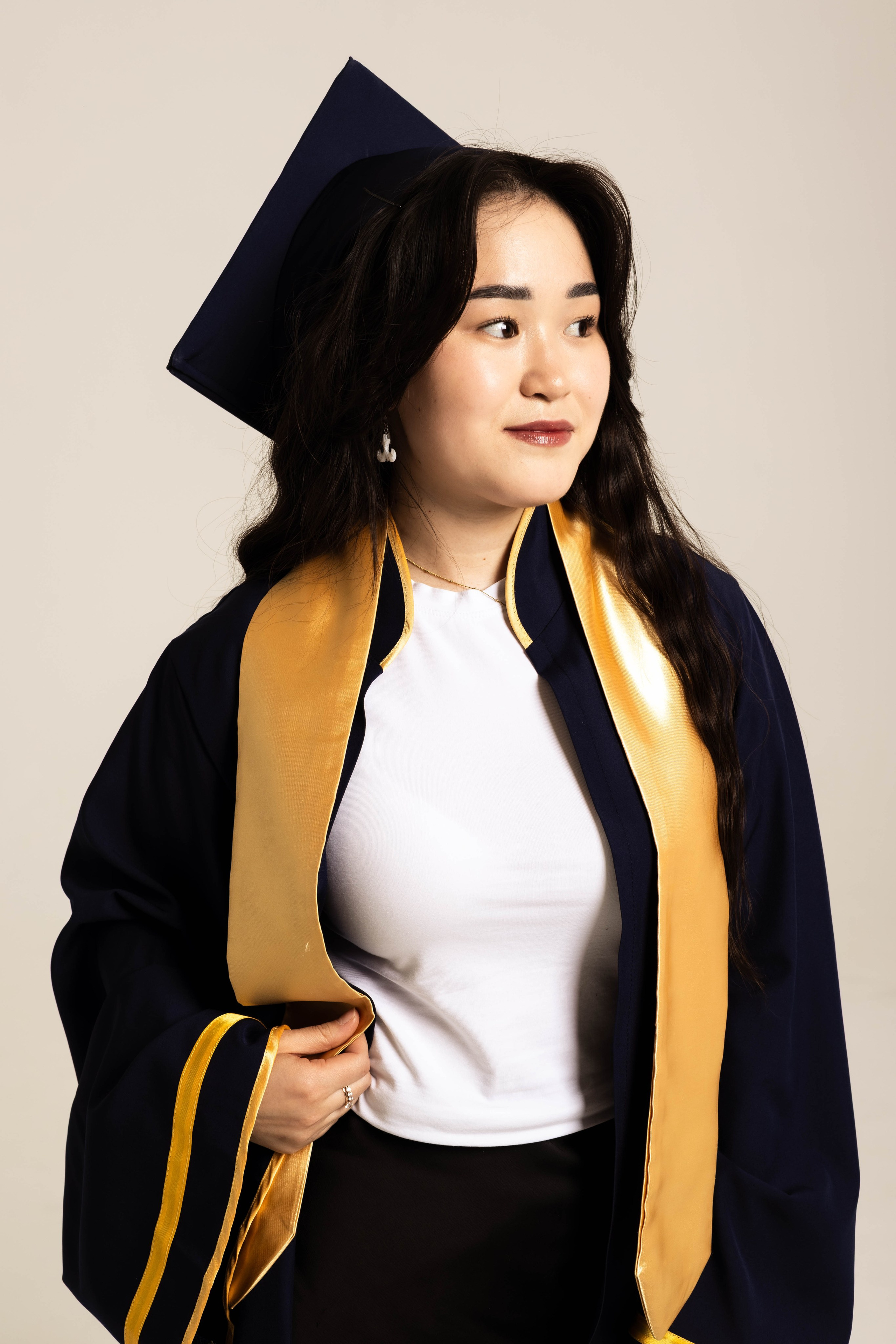 Портретная фотосессия в Алматы — индивидуальный портрет в студии. Фотограф Алматы