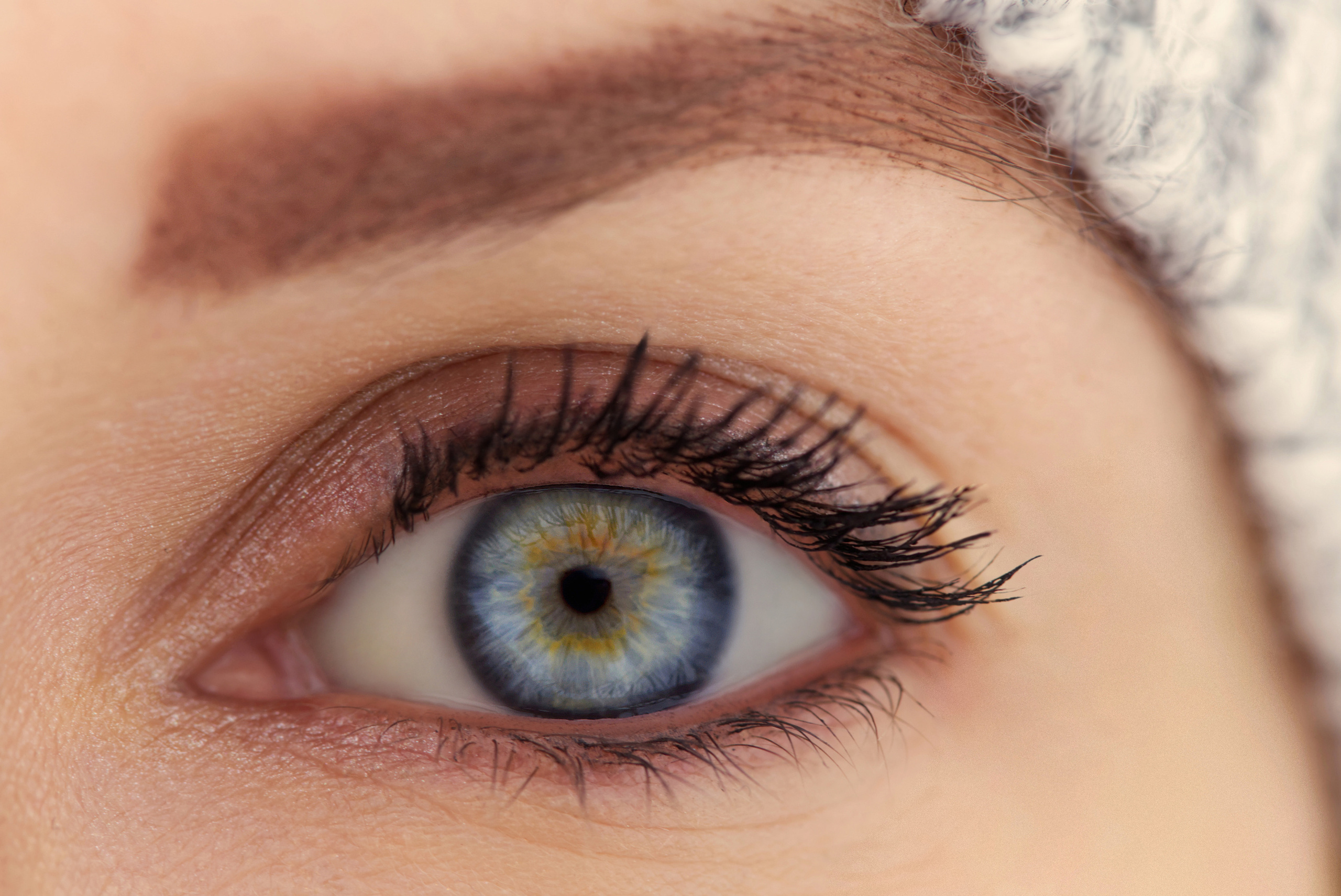 Зимняя фотосессия для девушки — яркие идеи