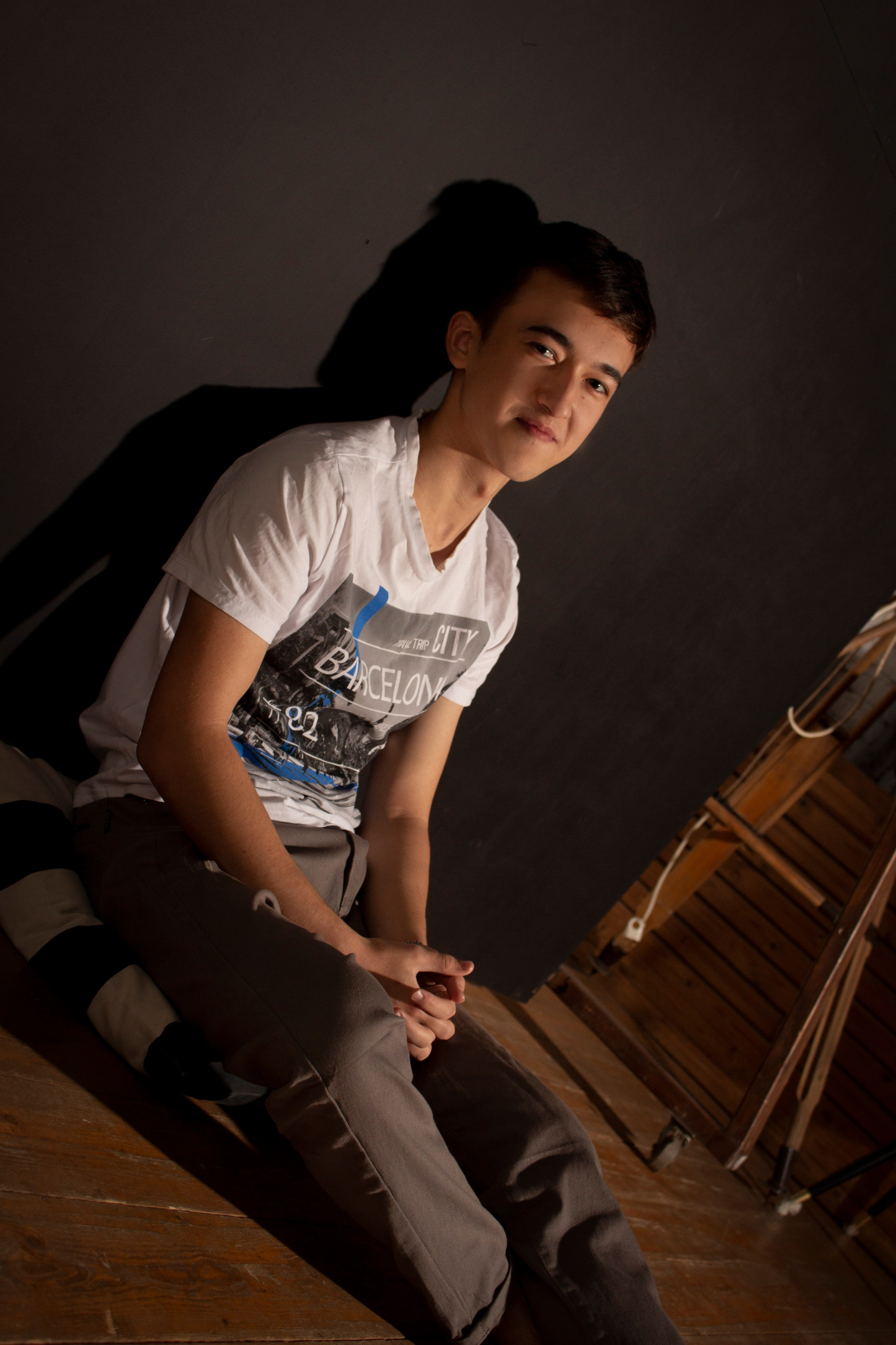 Ануар. Портретный и репортажный фотограф в Москве Кира Елинова