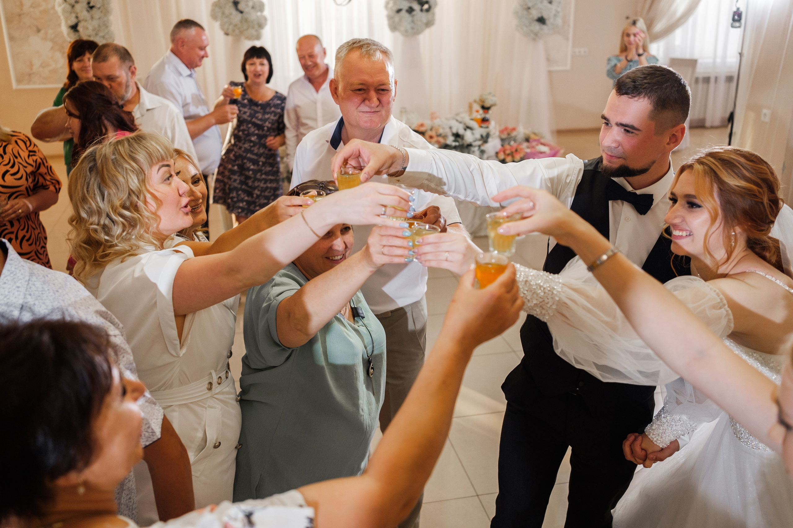 Максим и Ольга. Свадебный фотограф | репортаж | праздники | крещение