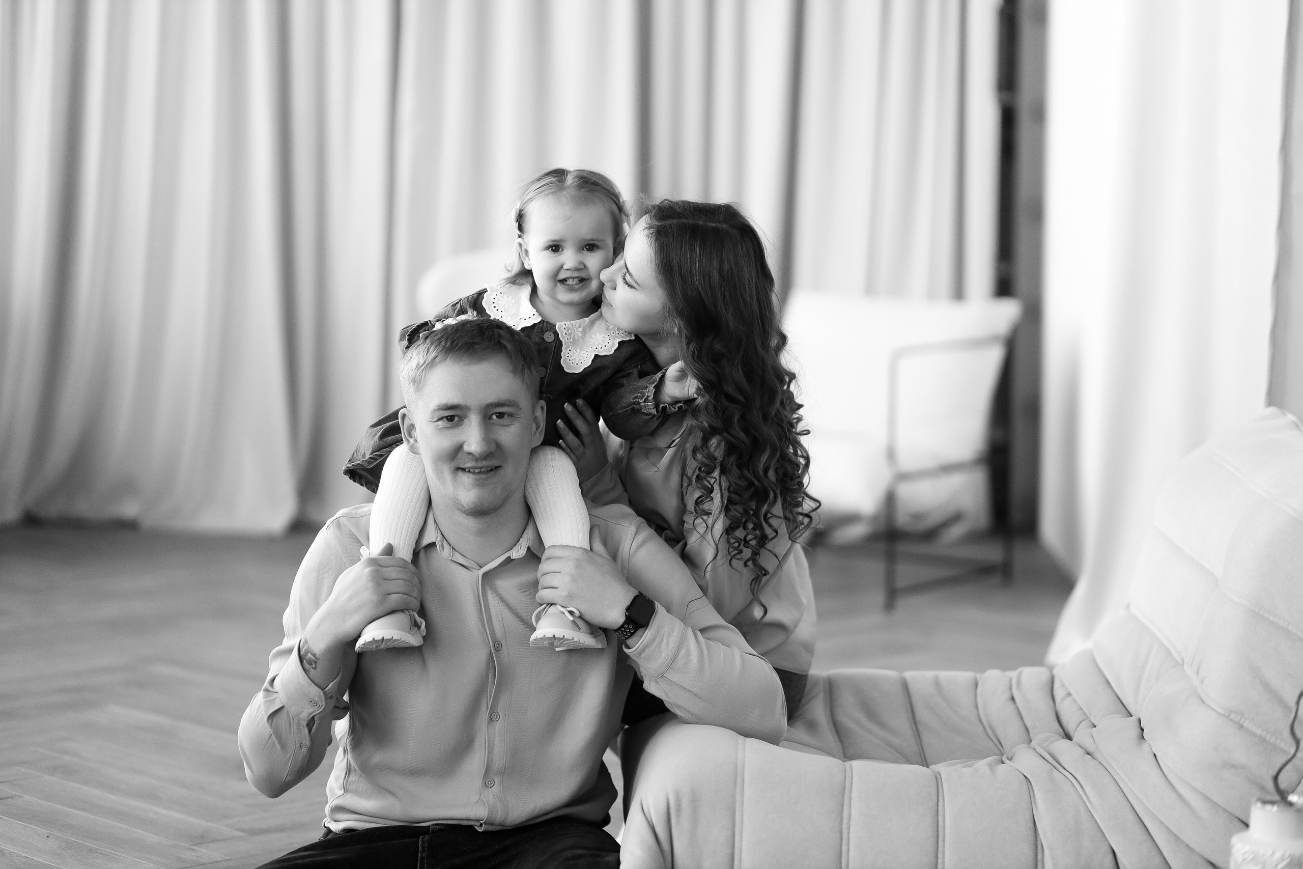 Миша, Вика и малышка Мия. ФОТОГРАФ ХАБАРОВСК АНАСТАСИЯ РАЧЕНКОВА