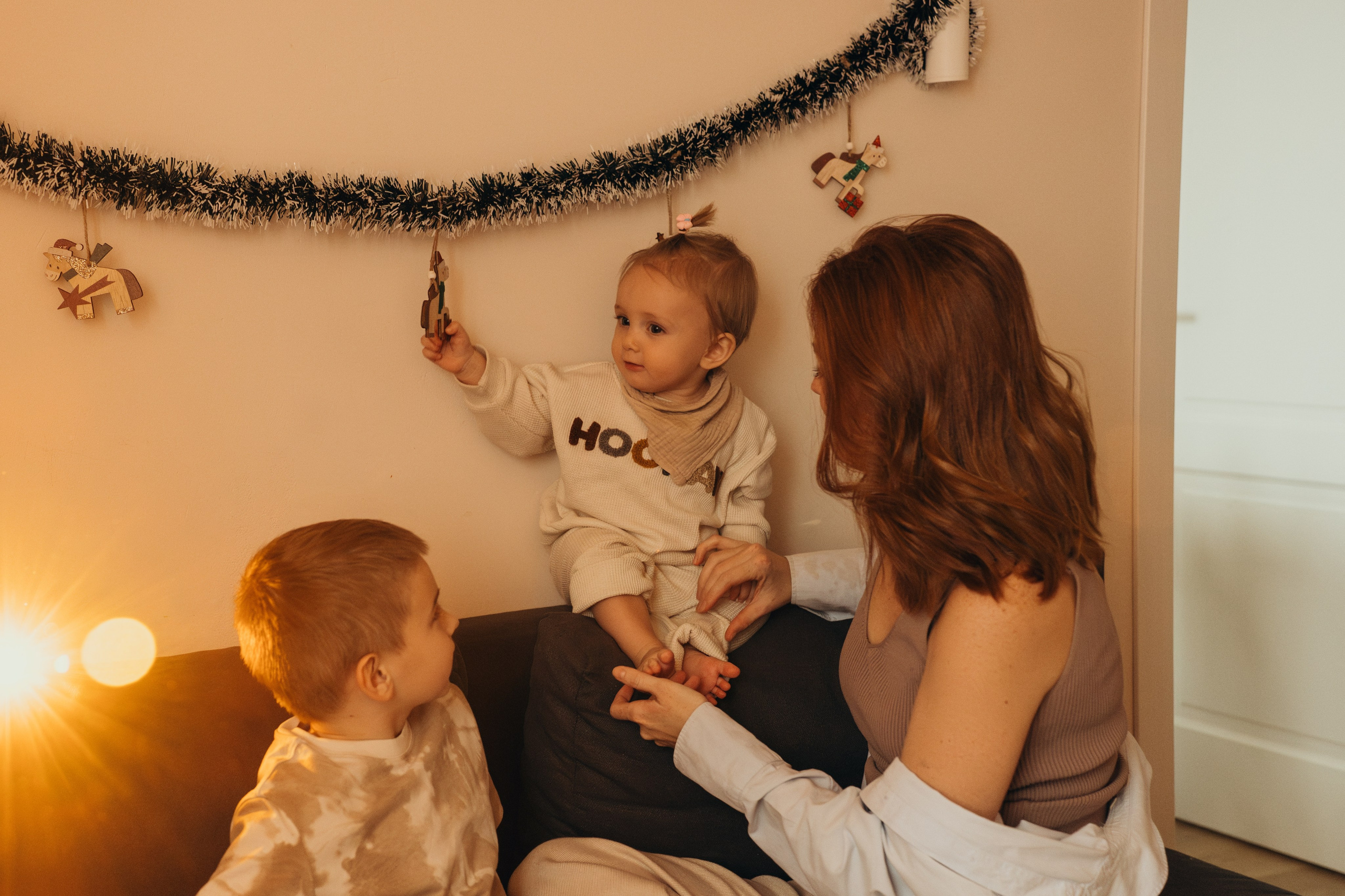 Анастасия, Ярослав и Асия