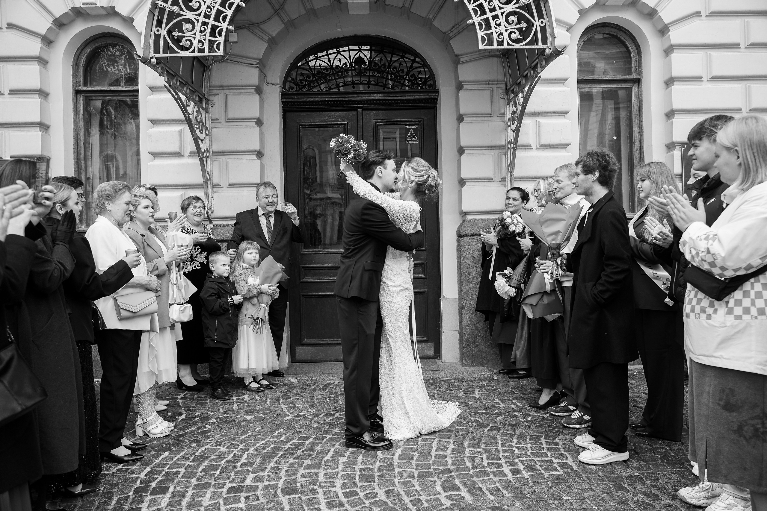 Влад и Настя. Анонс фотосъемки в черно-белых кадрах. Professional photoartist in St. Petersburg (wedding, reportage, portrait, model book, love story) Alexander Shvedov
