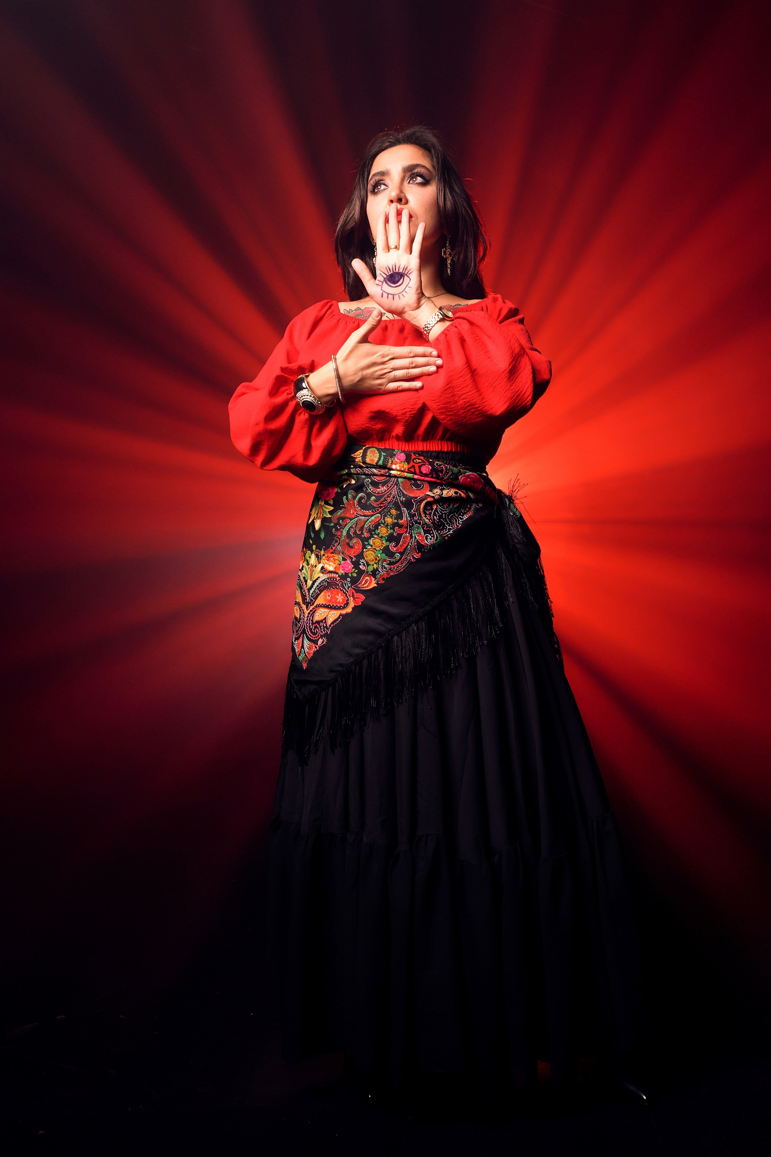 Фотосессия в цыганском образе