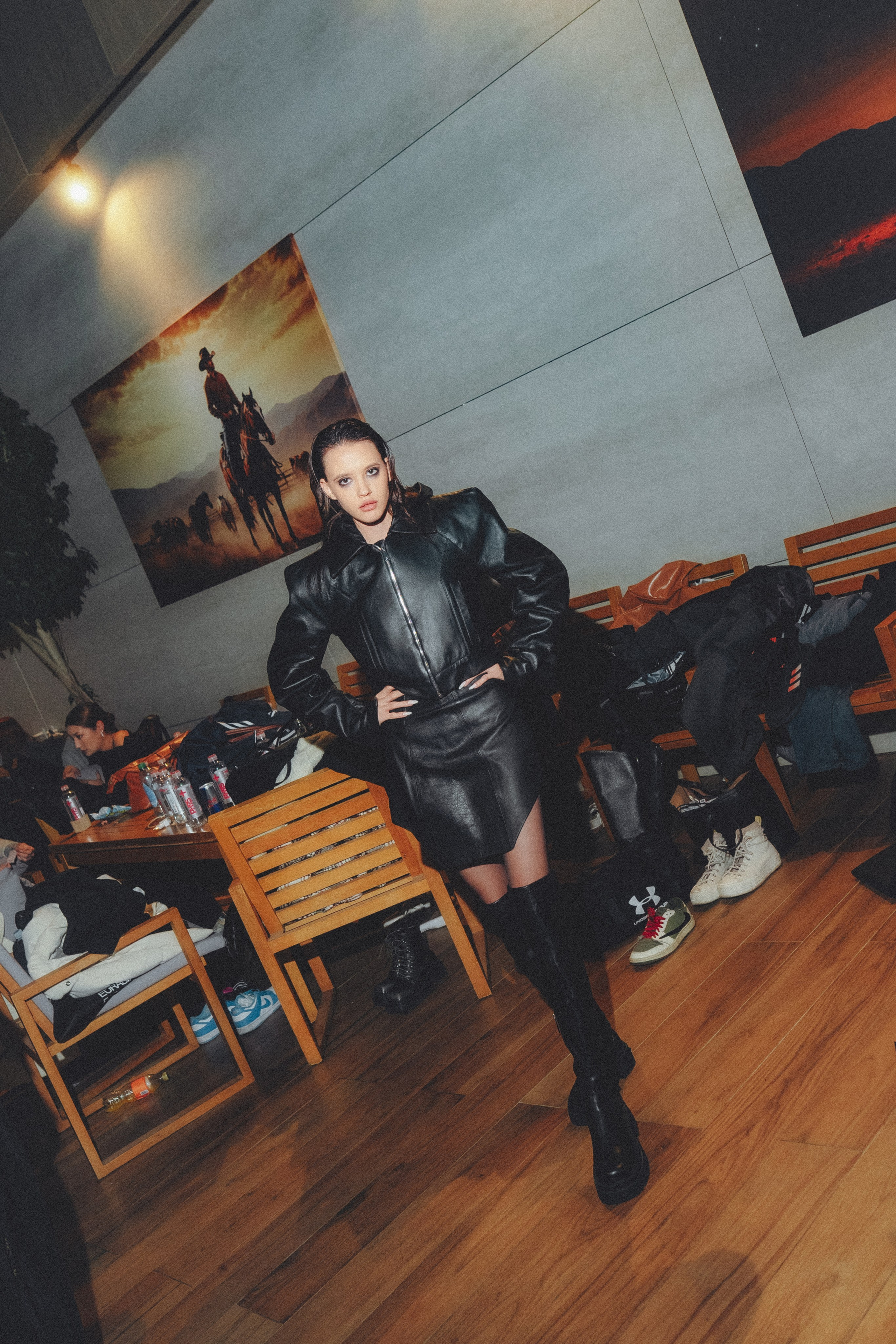 EFW_1_BACKSTAGE_ZONE_23.10.25