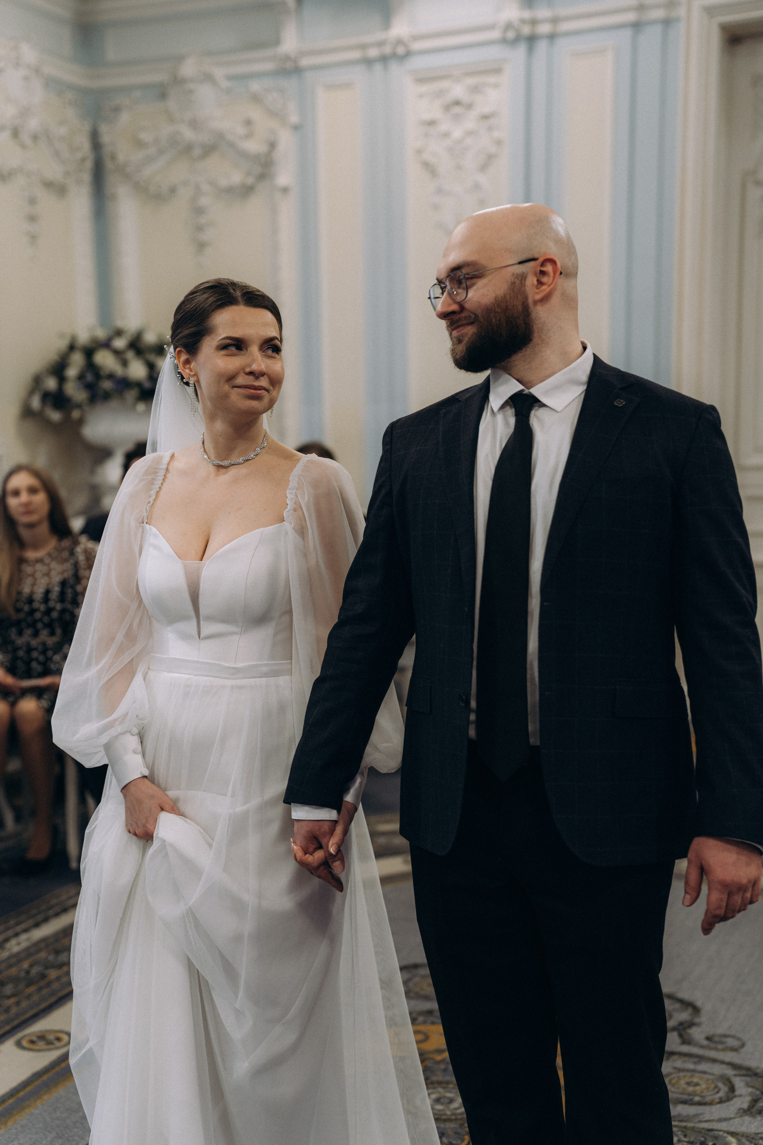 СВАДЕБНАЯ СЬЕМКА ВО ВТОРОМ ДВОРЦЕ (ДЕКАБРЬ) ТАКЖЕ СЬЕМКА В СТУДИИ НА ЧЕРНЫШЕВСКОЙ. Профессиональный фотограф, Санкт-Петербург — Виктория Богомолова