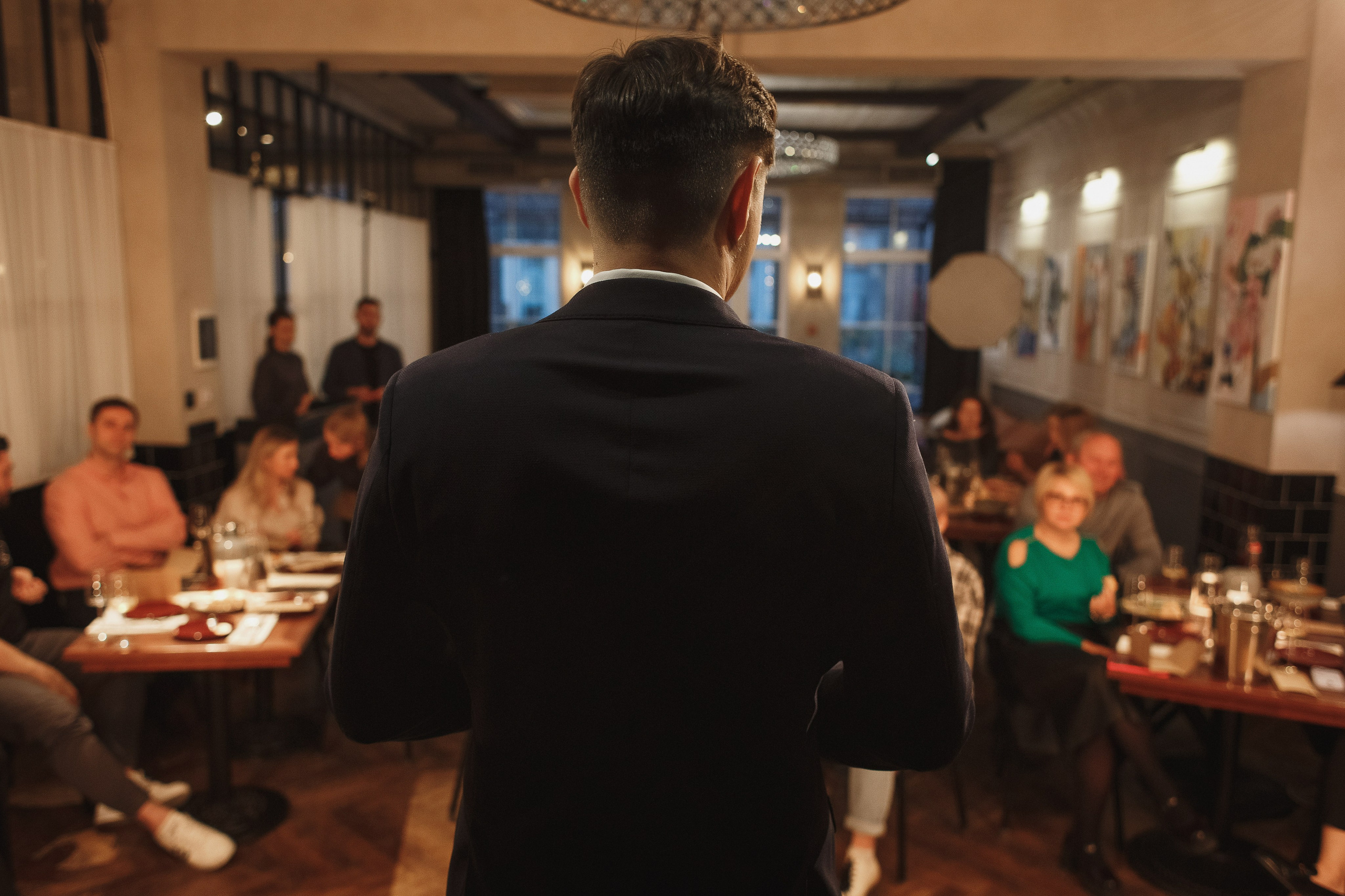 Фото клуба любителей российских вин в ресторане Мадам Ку-Ку, Таганрог. Свадебный и семейный фотограф в Таганроге Бакарюк Антон