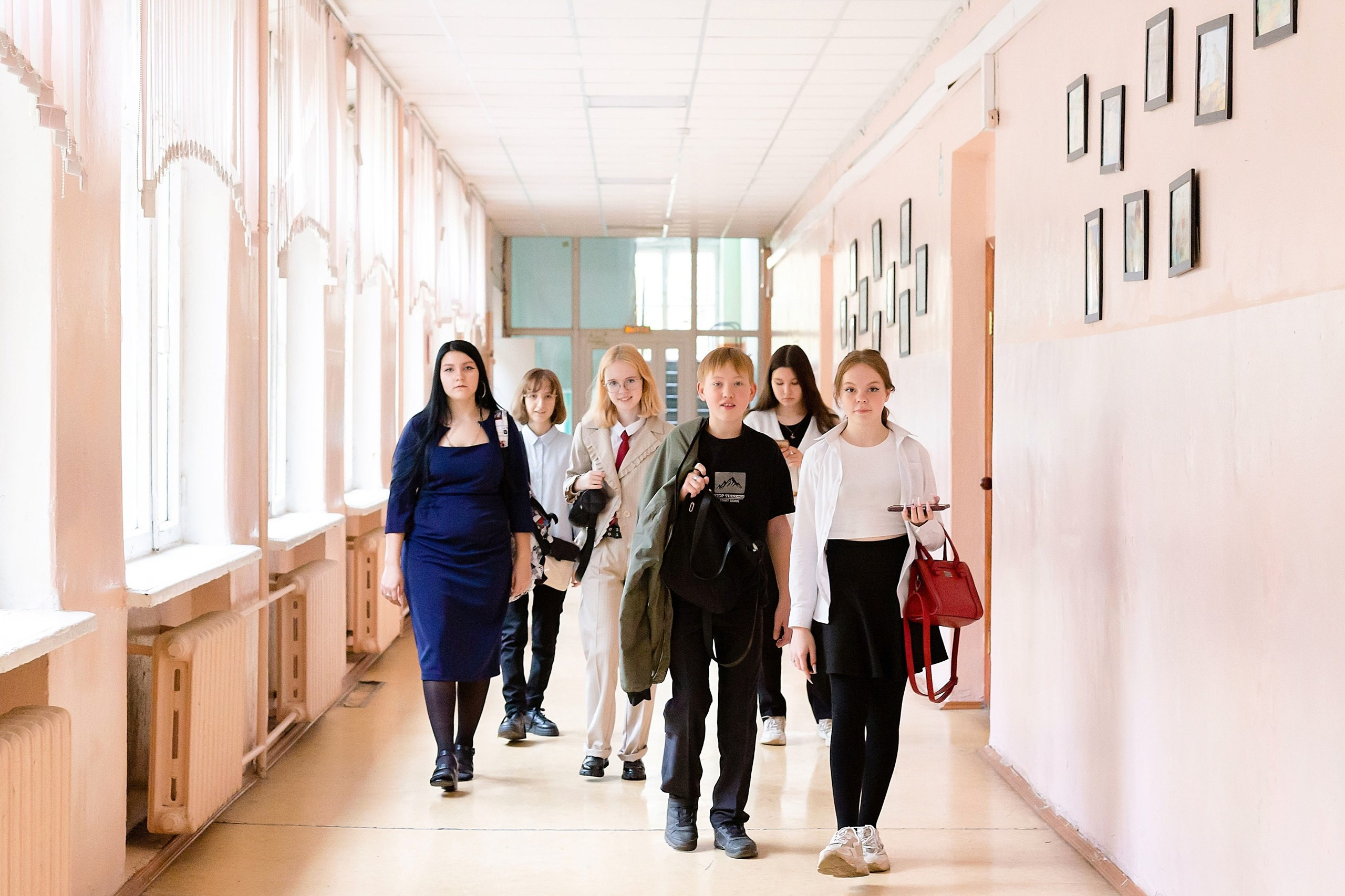 Идеи фото группами 9-11 класс. Выпускные альбомы «Эврика» в Нижнем Новгороде