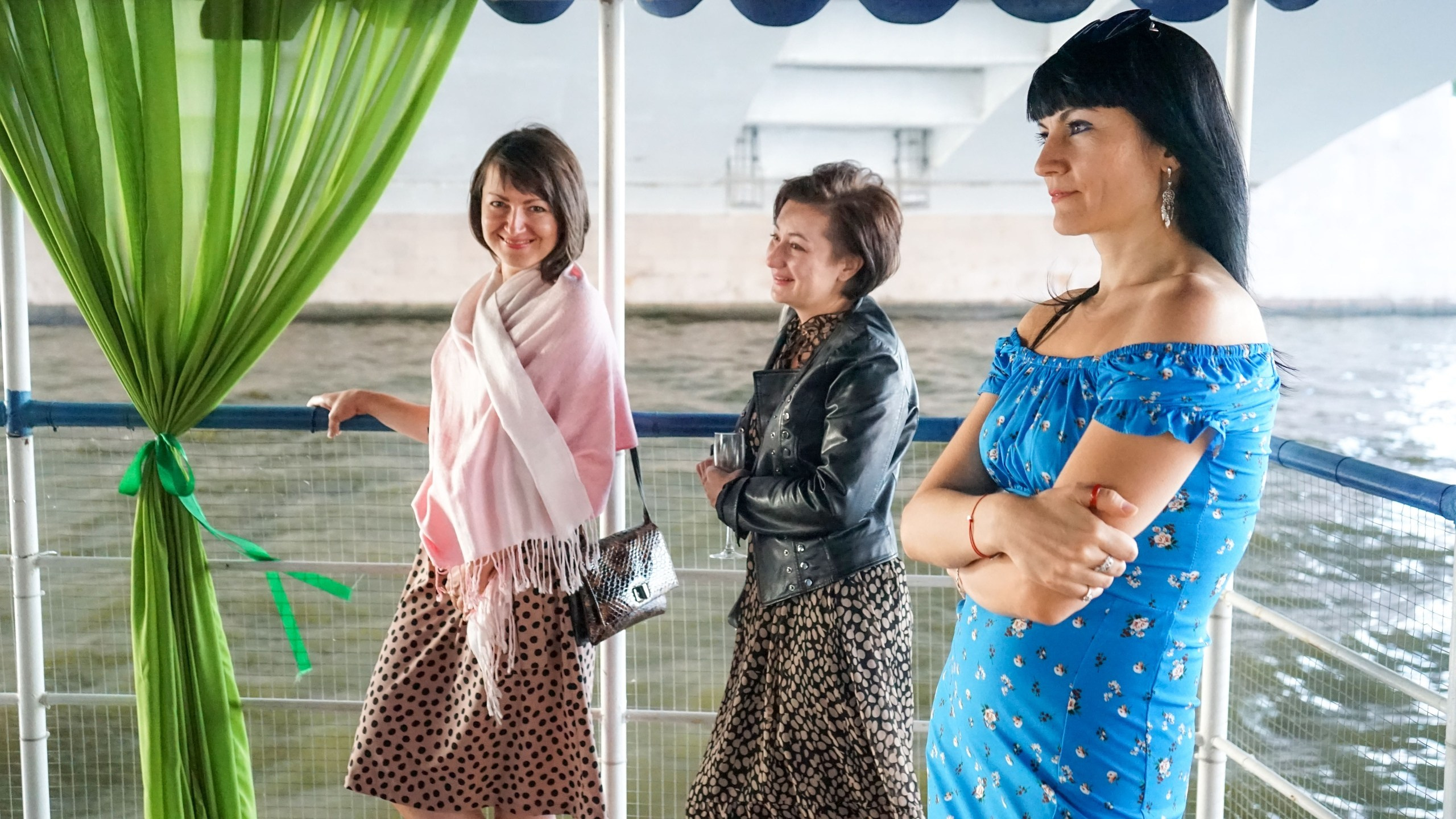 Танцы на воде | 24.07.21. Галерея Фантим