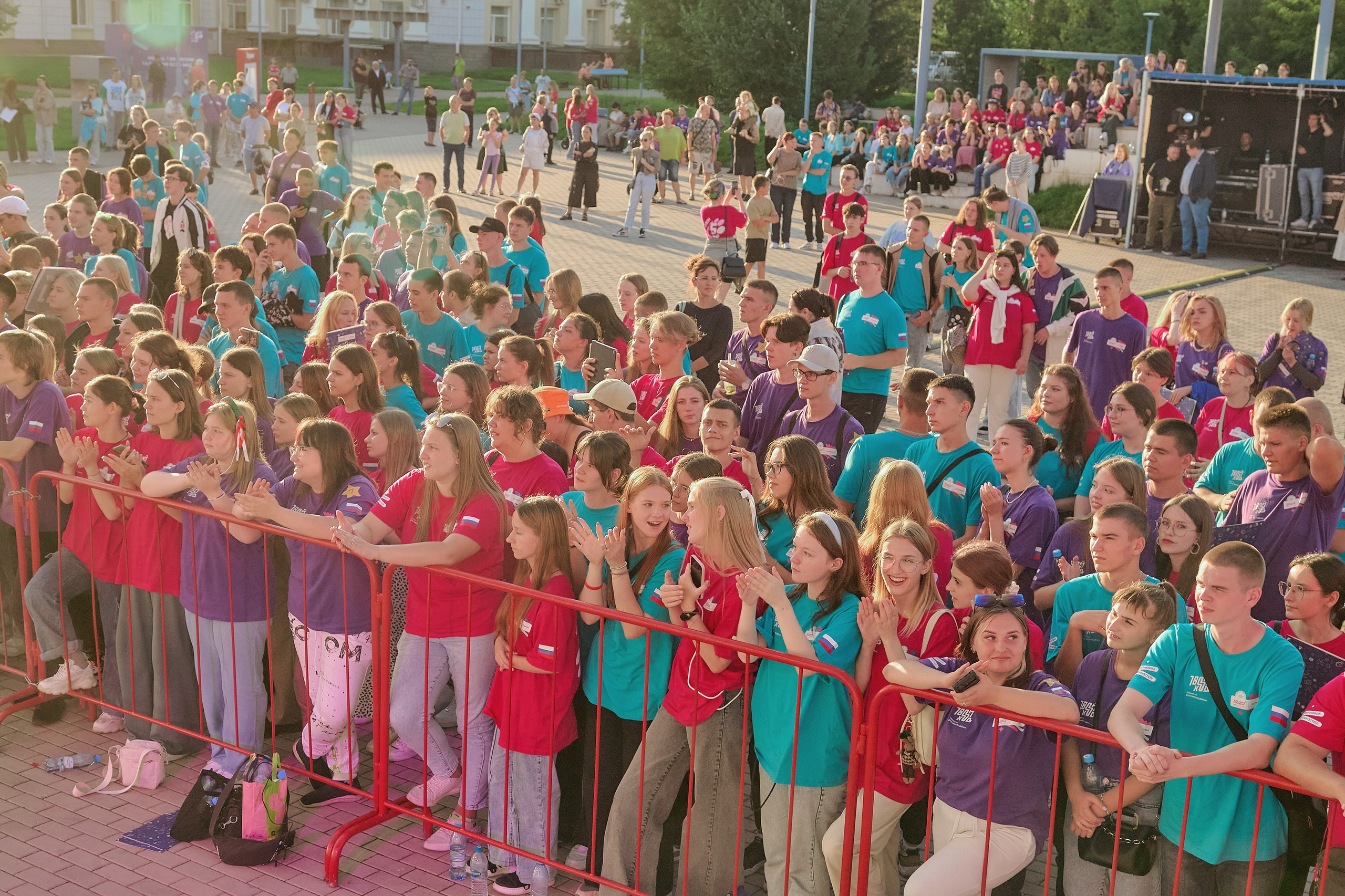 Большая перемена. Фотограф Яковлев Роман — Красноярск