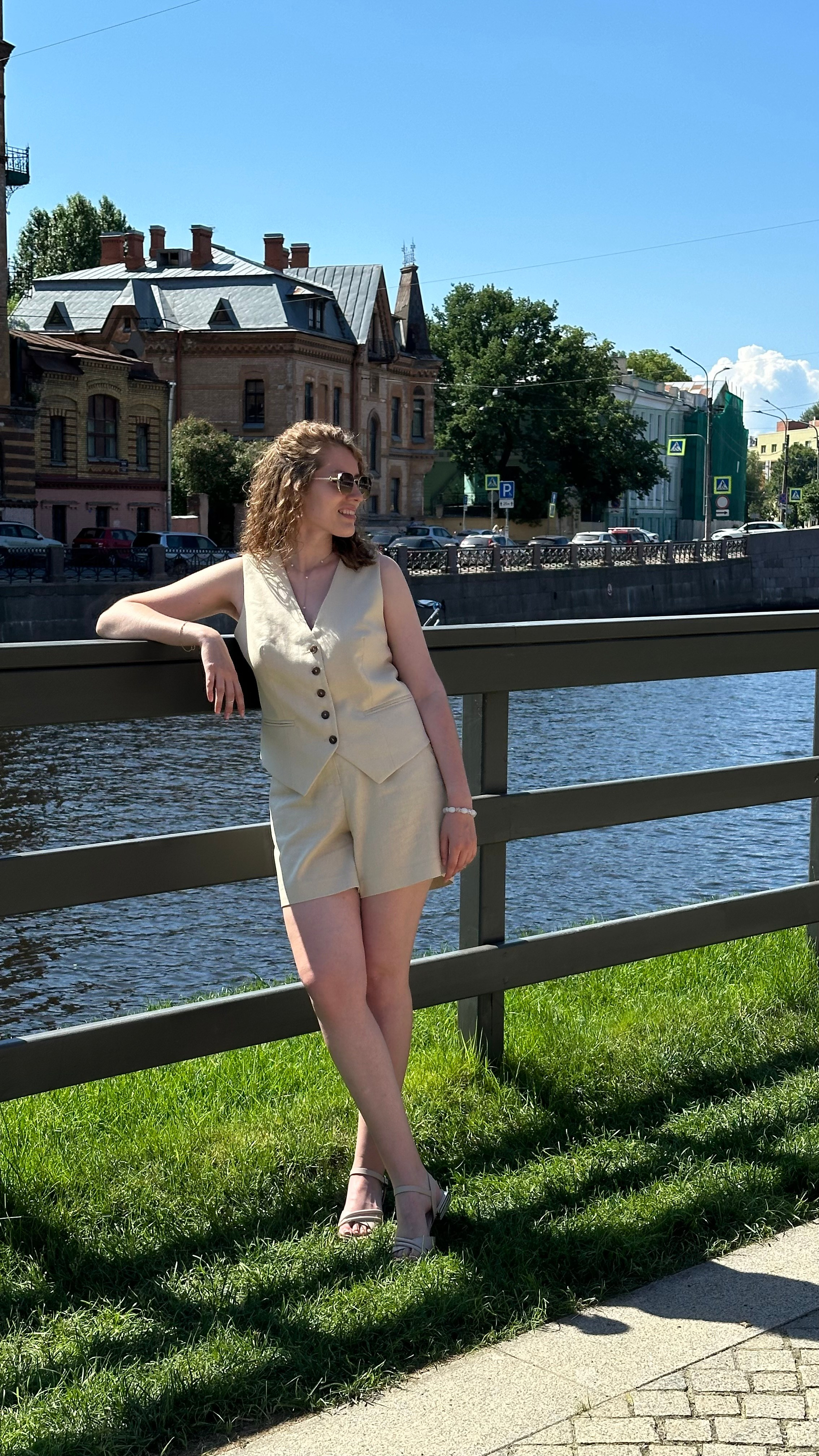 Прогулка по центру. КОНТЕНТ |БРЕНД фотограф Санкт-Петербург — Жанна Олтаржевская