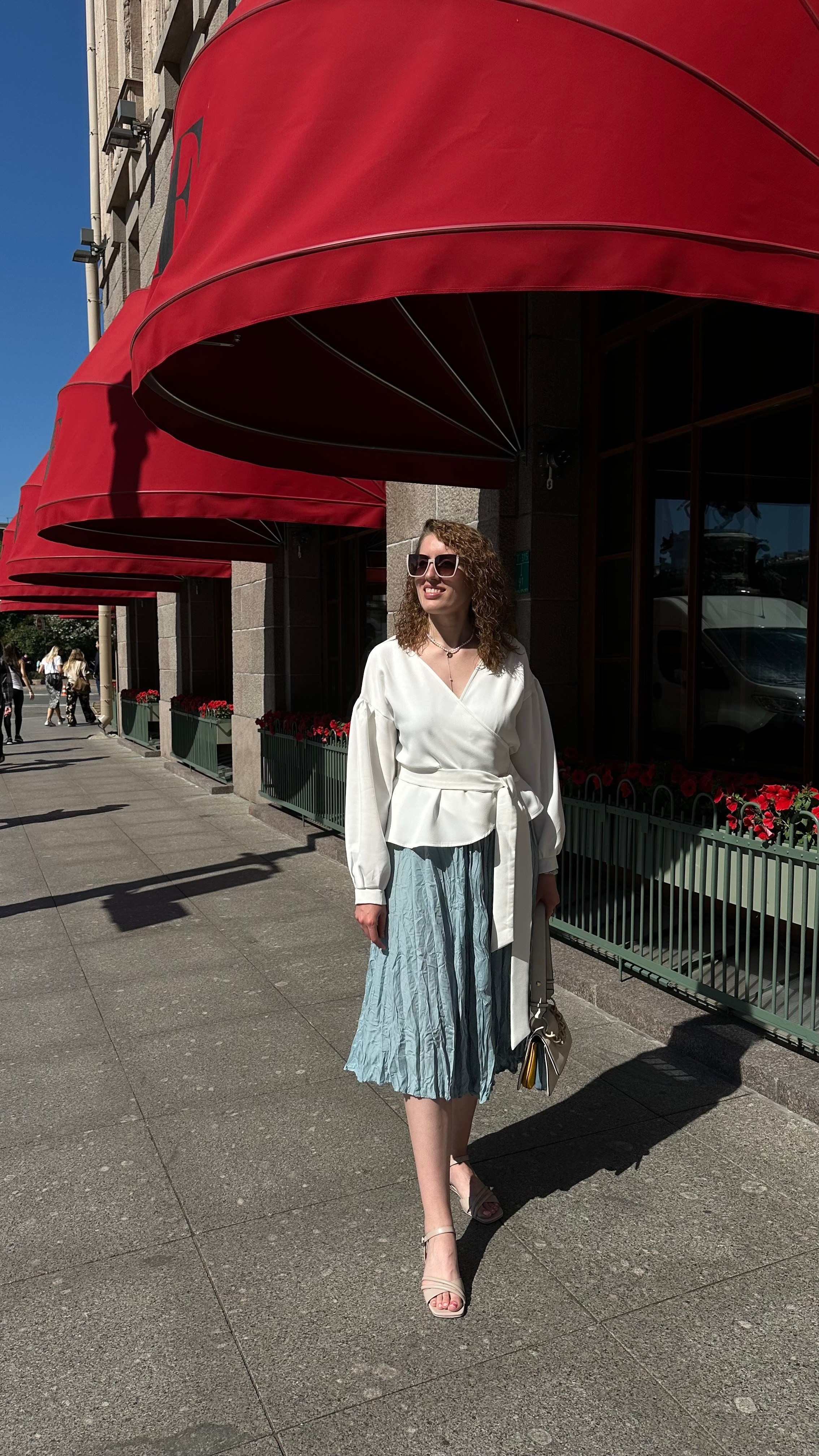 Прогулка по центру. КОНТЕНТ |БРЕНД фотограф Санкт-Петербург — Жанна Олтаржевская