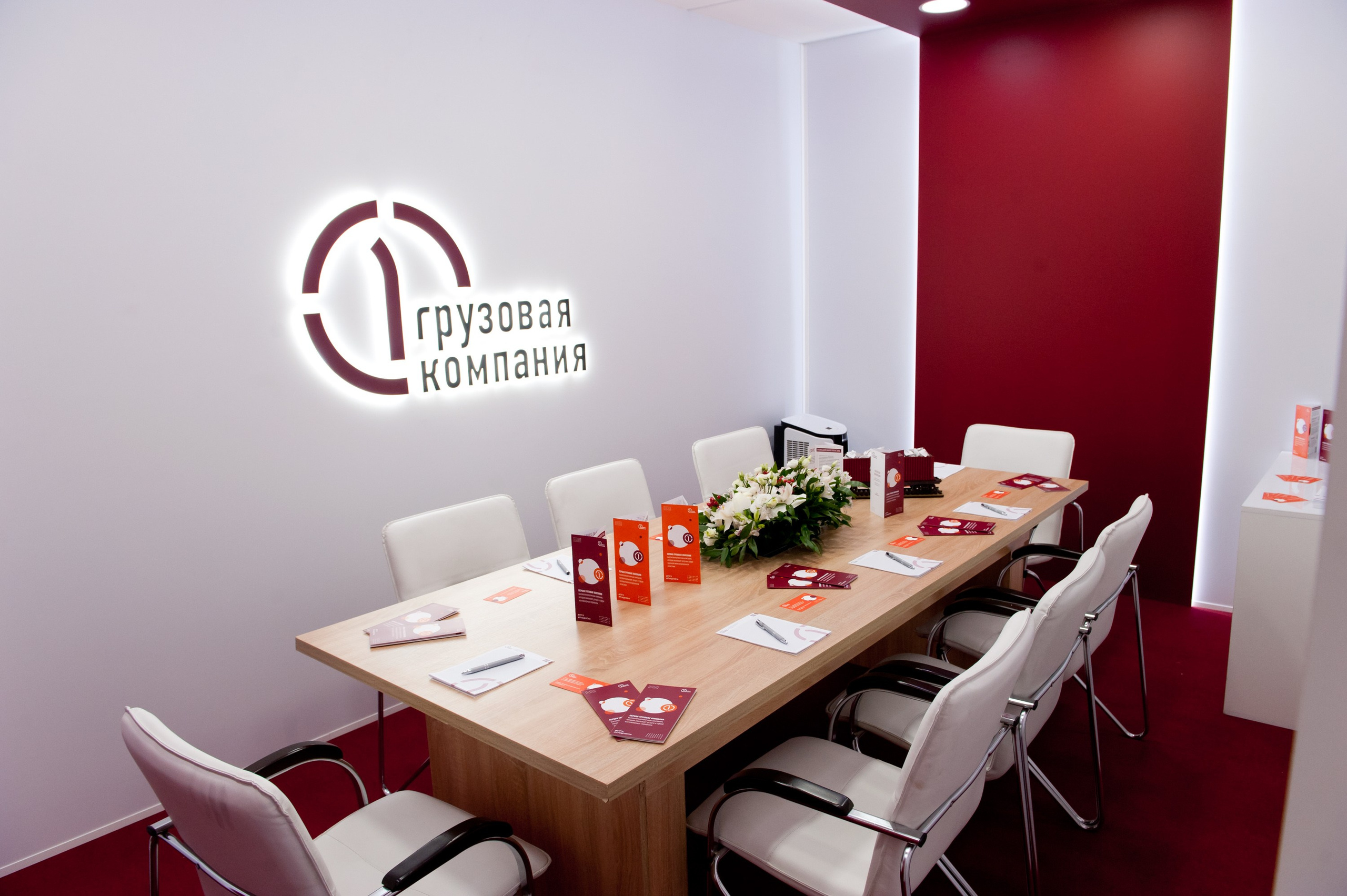 Работа выставочного стенда ПГК. Репортажный фотограф и видеограф Слава Думчев. Тимбилдинги, отчетники, корпоративы