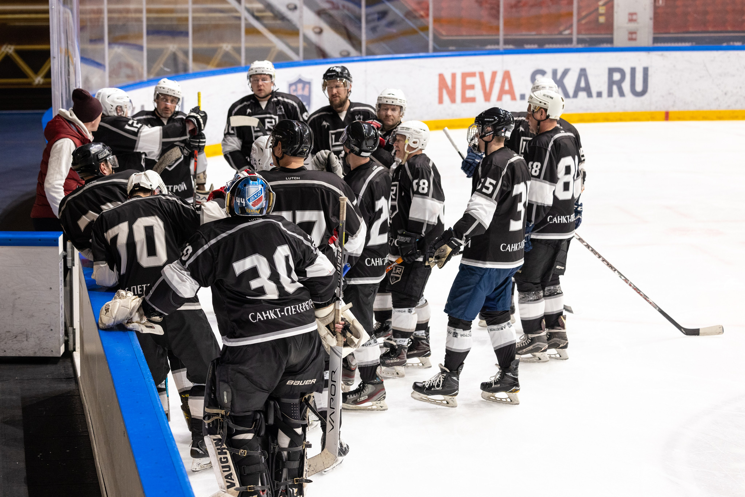 Бульдозер vs. LR-строй. Фотограф Александр Заломаев