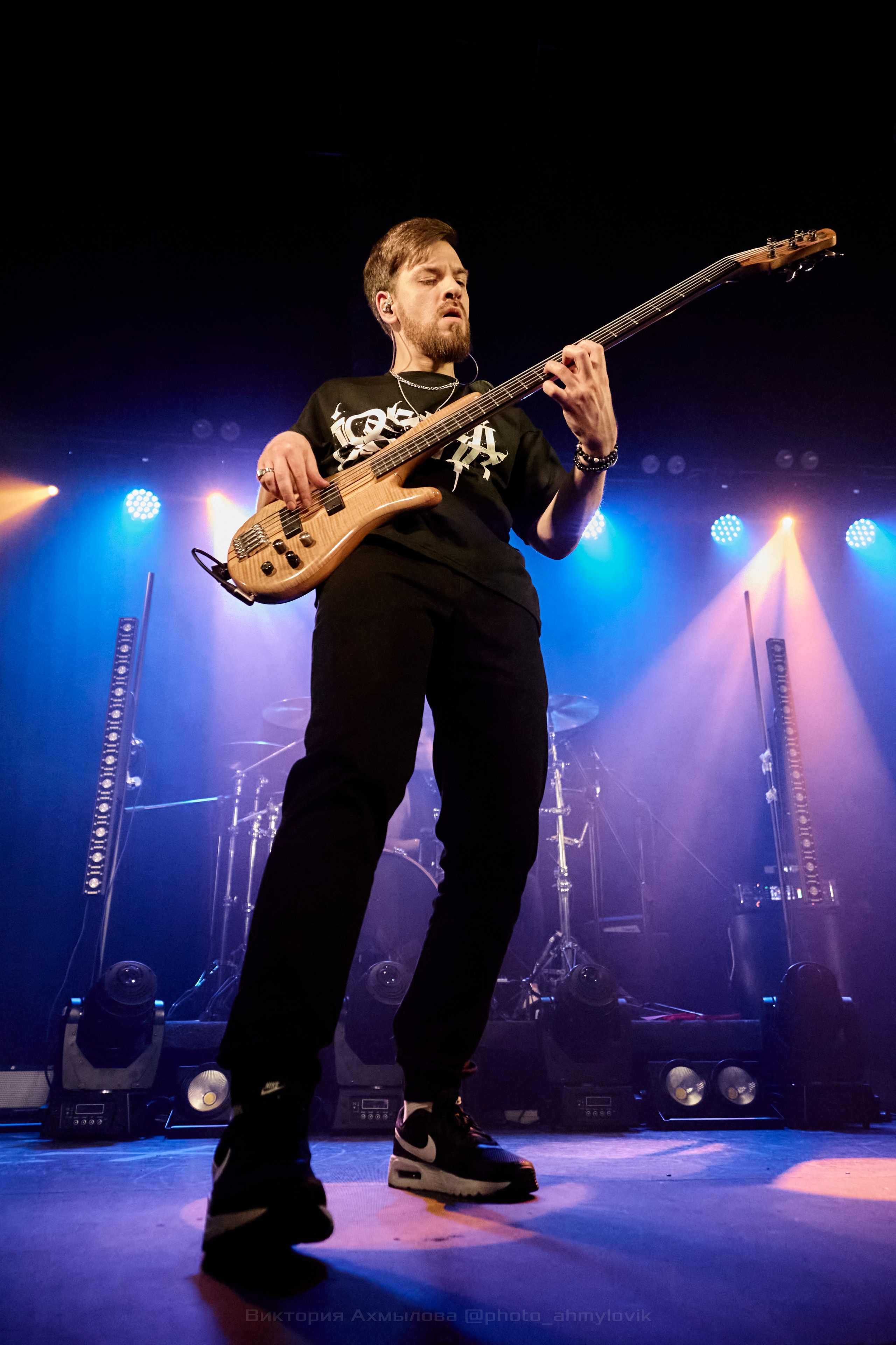 30.03.2024 iOstra Glastonberry. Виктория Ахмылова. Фотограф в Москве