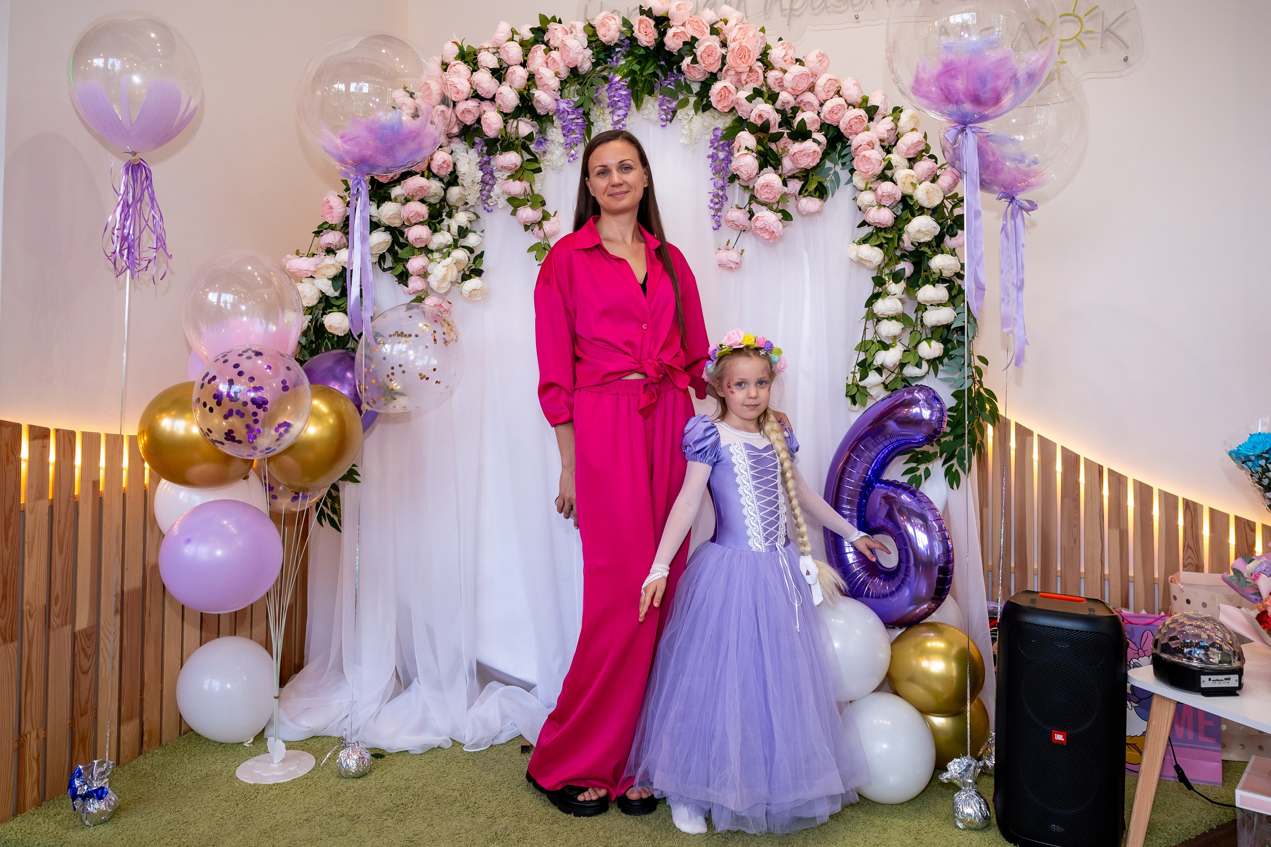 ДР в лофте с фокусником