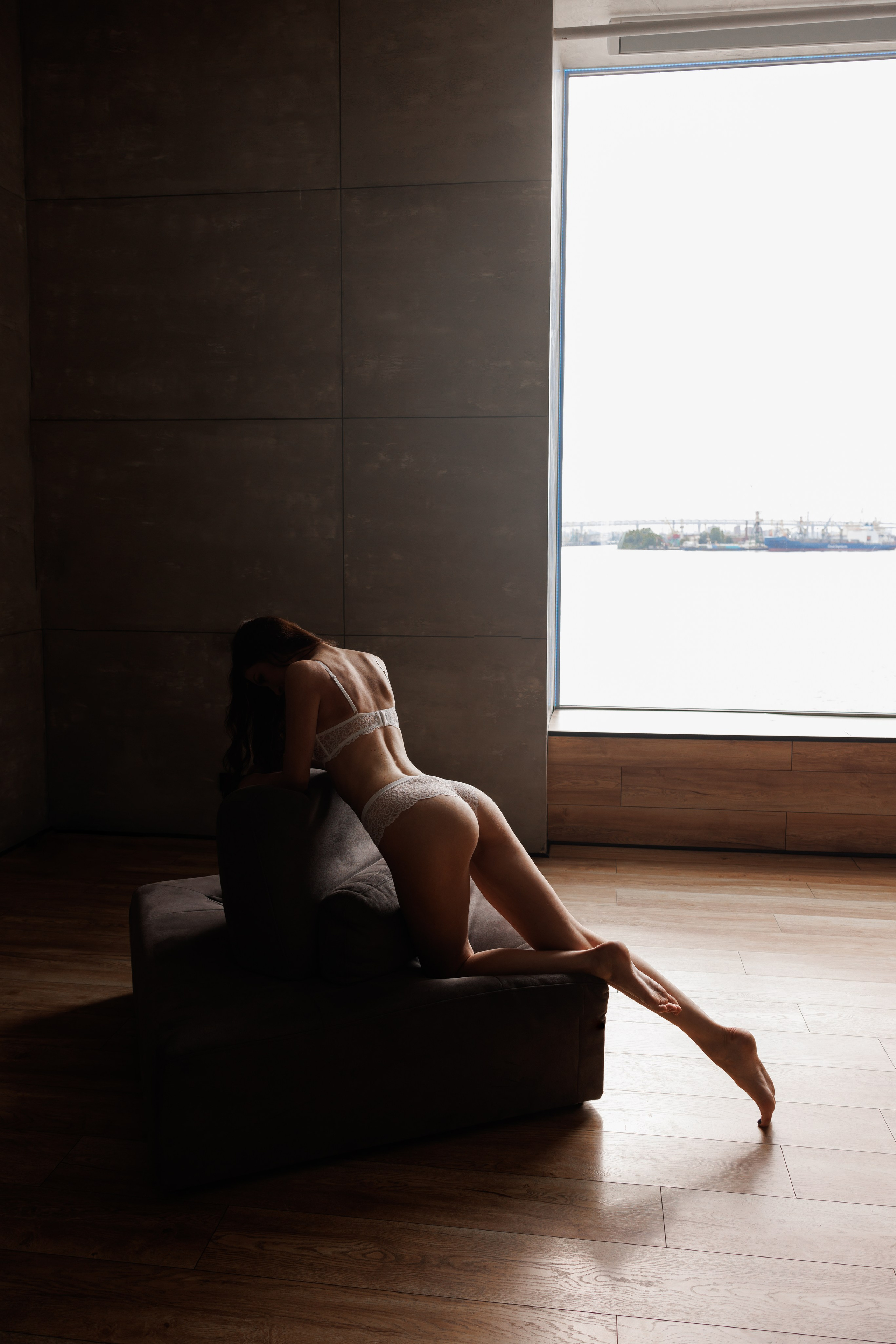 В БЕЛЬЕ. Фотограф Надежда Заломаева