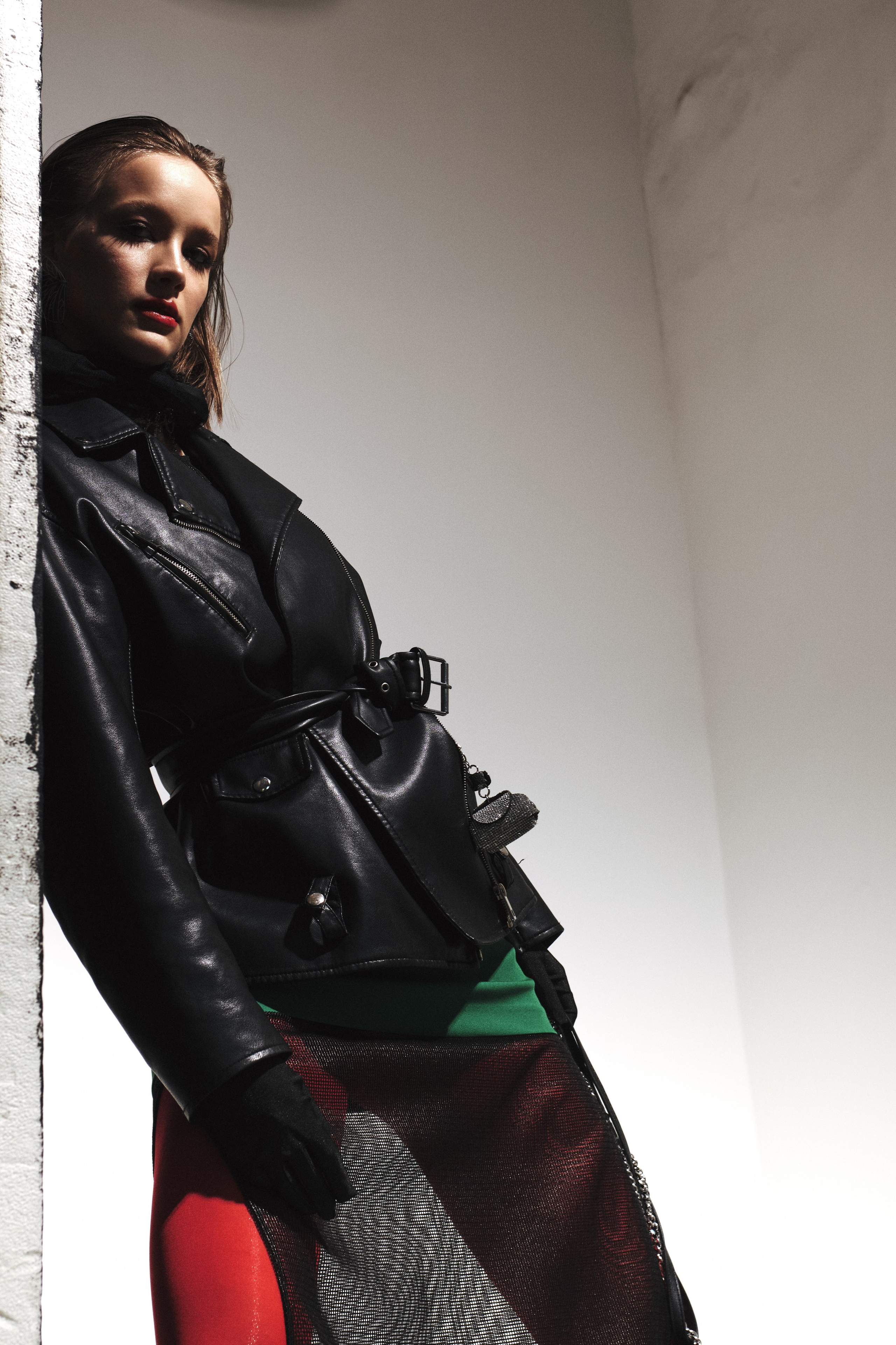 Модельные тесты в стиле гранж. Фотограф в Москве Михаил Елизарьев