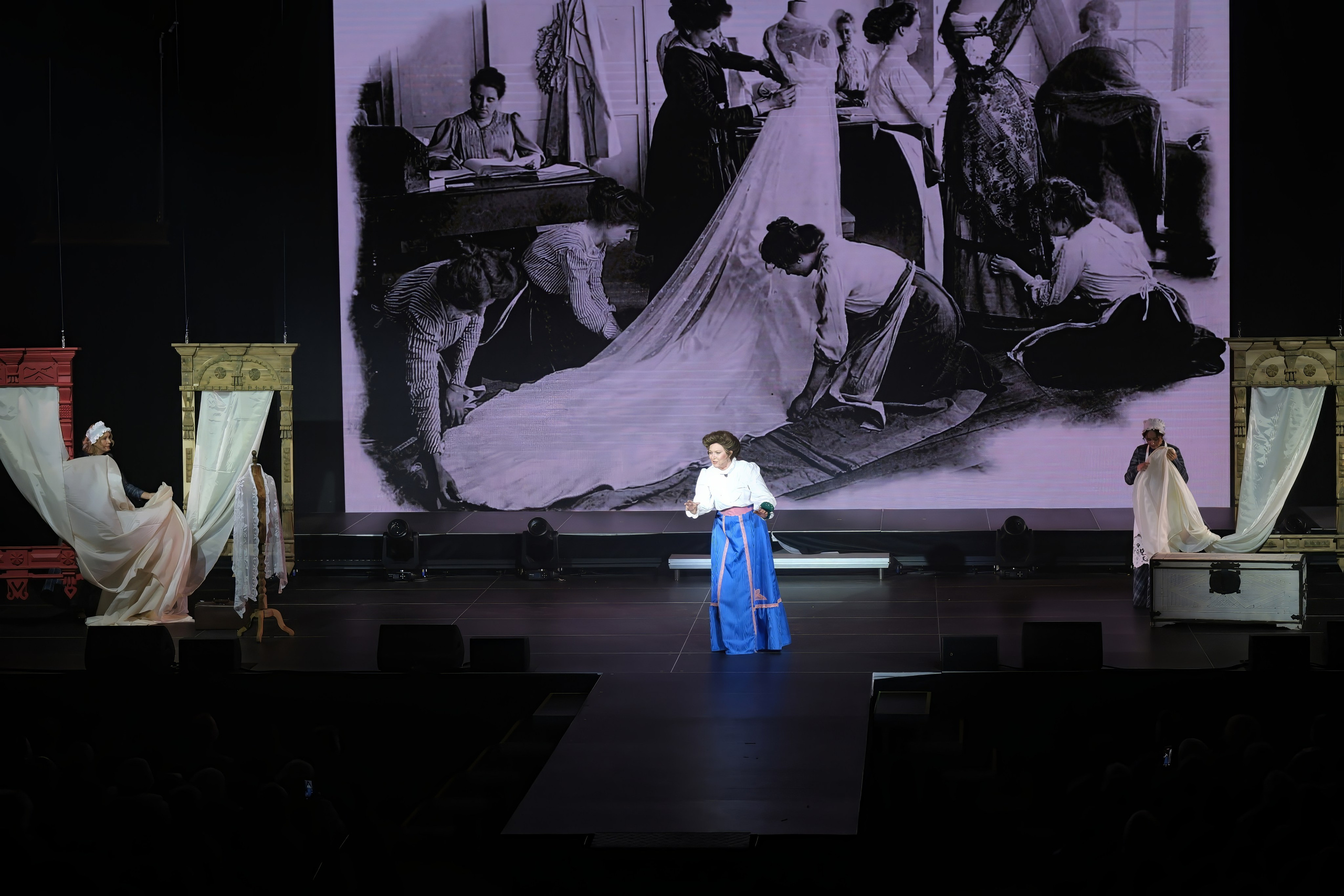 Подиумный спектакль «Стиль Надежды». Добро пожаловать в студию «Цифровой скульптор»  где искусство встречается с технологиями!