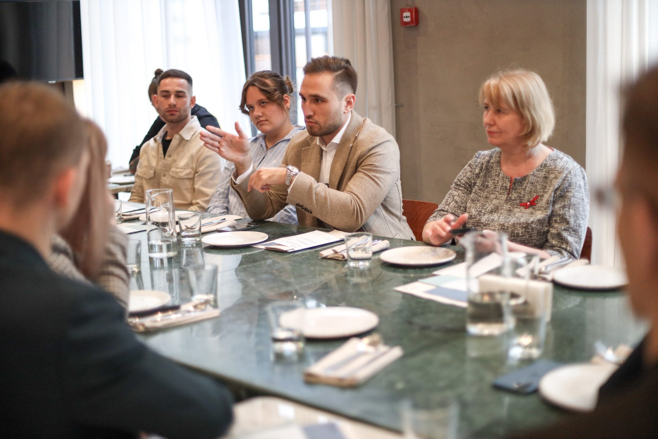 Лабецкий НЕДВИЖЕМОСТЬ. Ужин. Главная