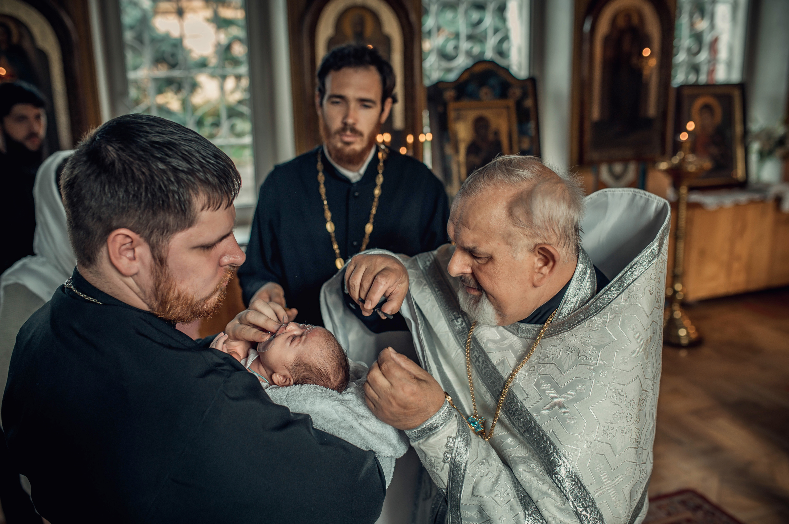 Таинство Крещения Анастасии. Храм Николая Чудотворца г. Волгоград. Церковный, семейный и репортажный фотограф Волгоград, Волжский