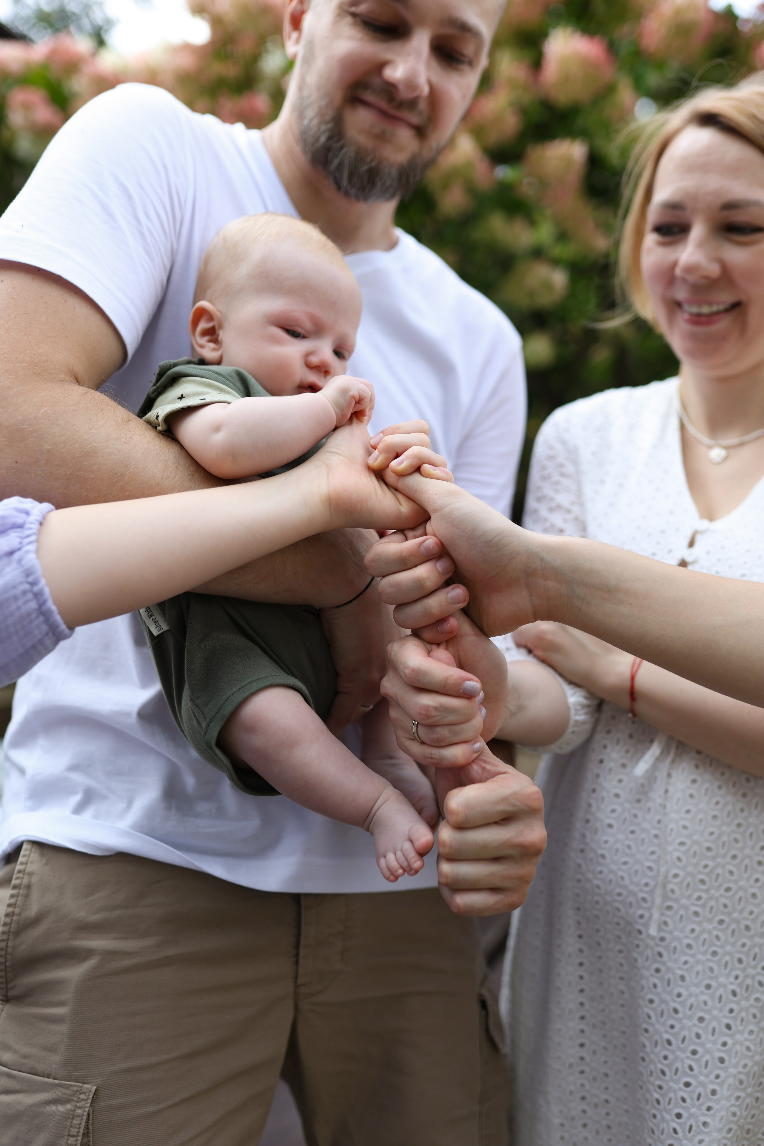 Семейная фотосессия в загородной студии. Фотограф в Железнодорожном и Балашихе