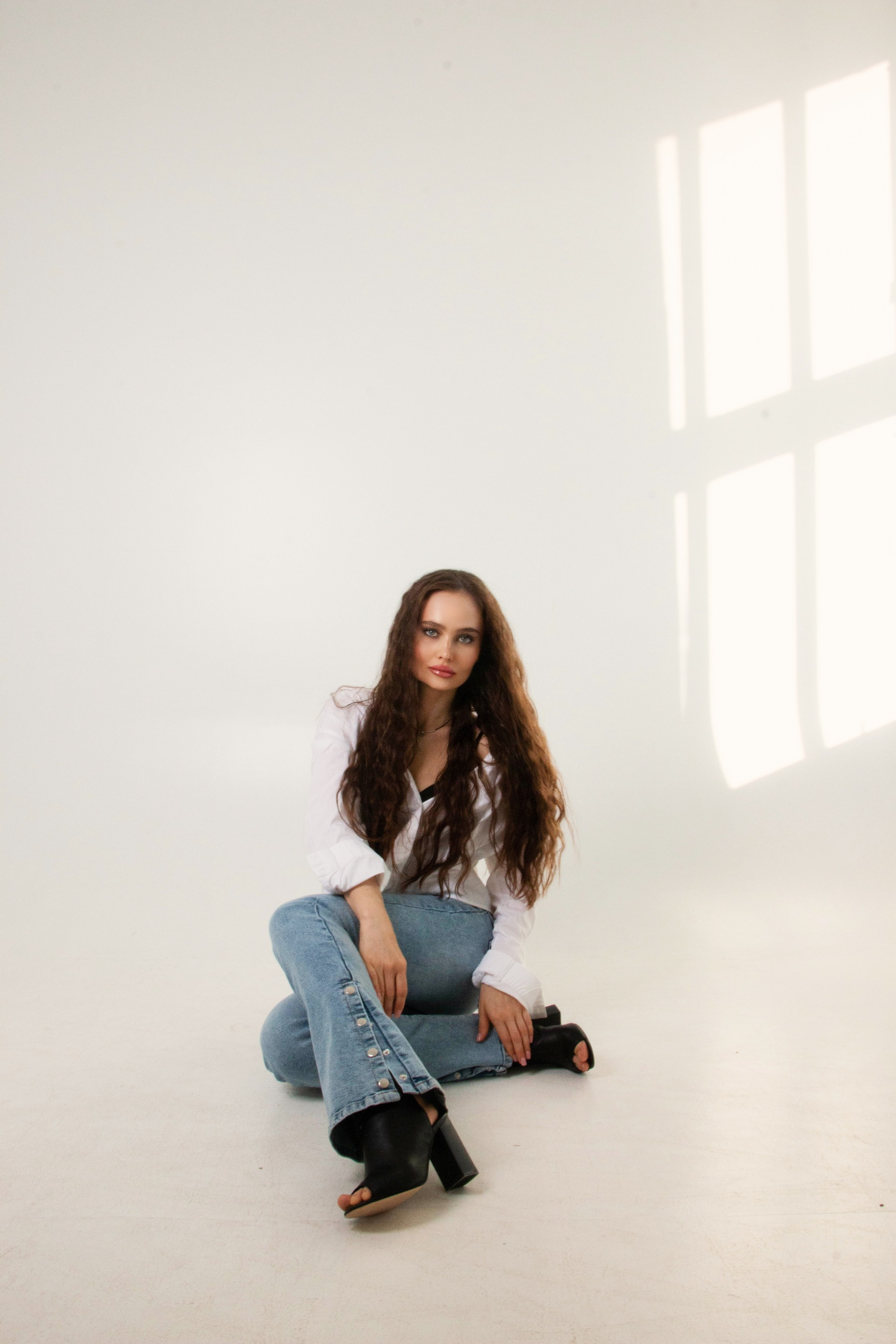 Алина. Бережно сохраняю ваши чувства и истории на своих фотографиях