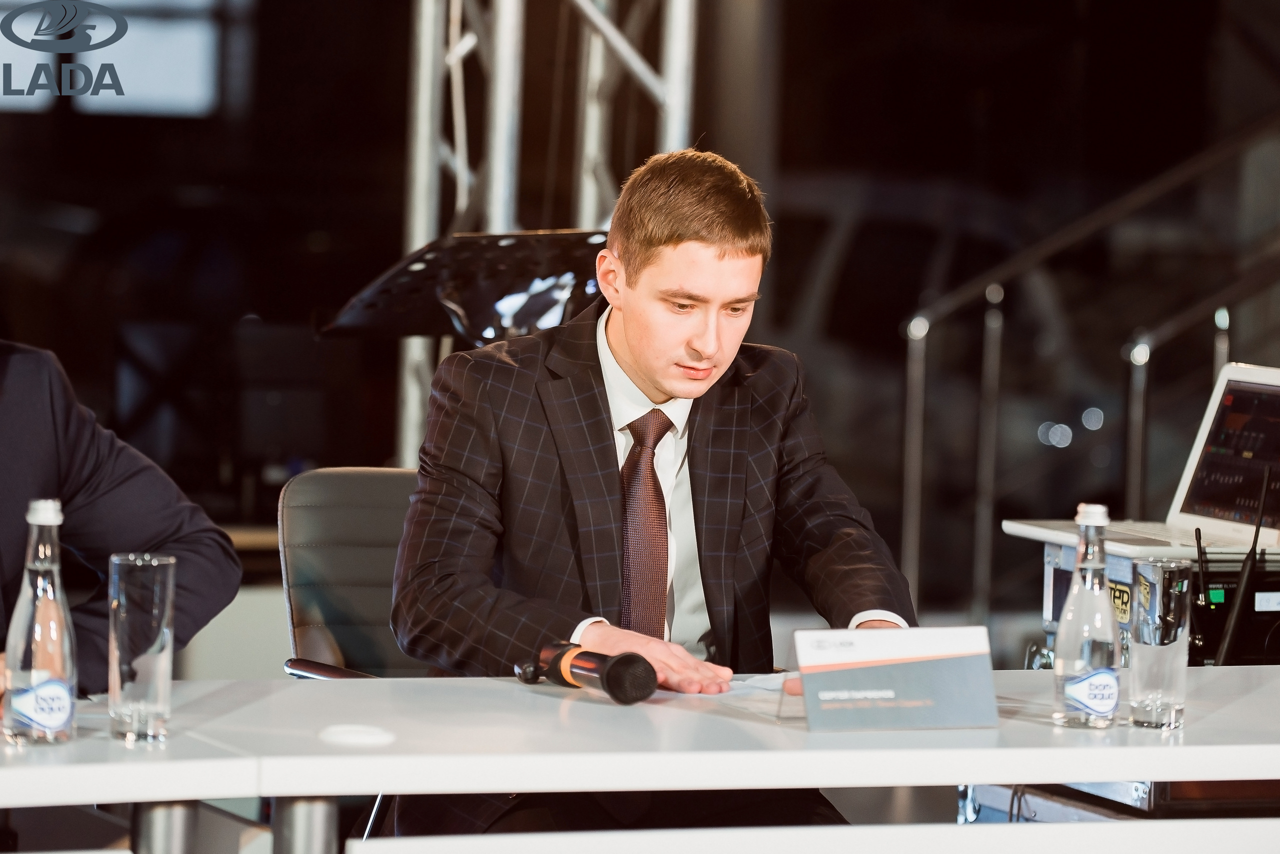 Открытие салона Lada. Свадебный фотограф в Крыму Александр Богомазов