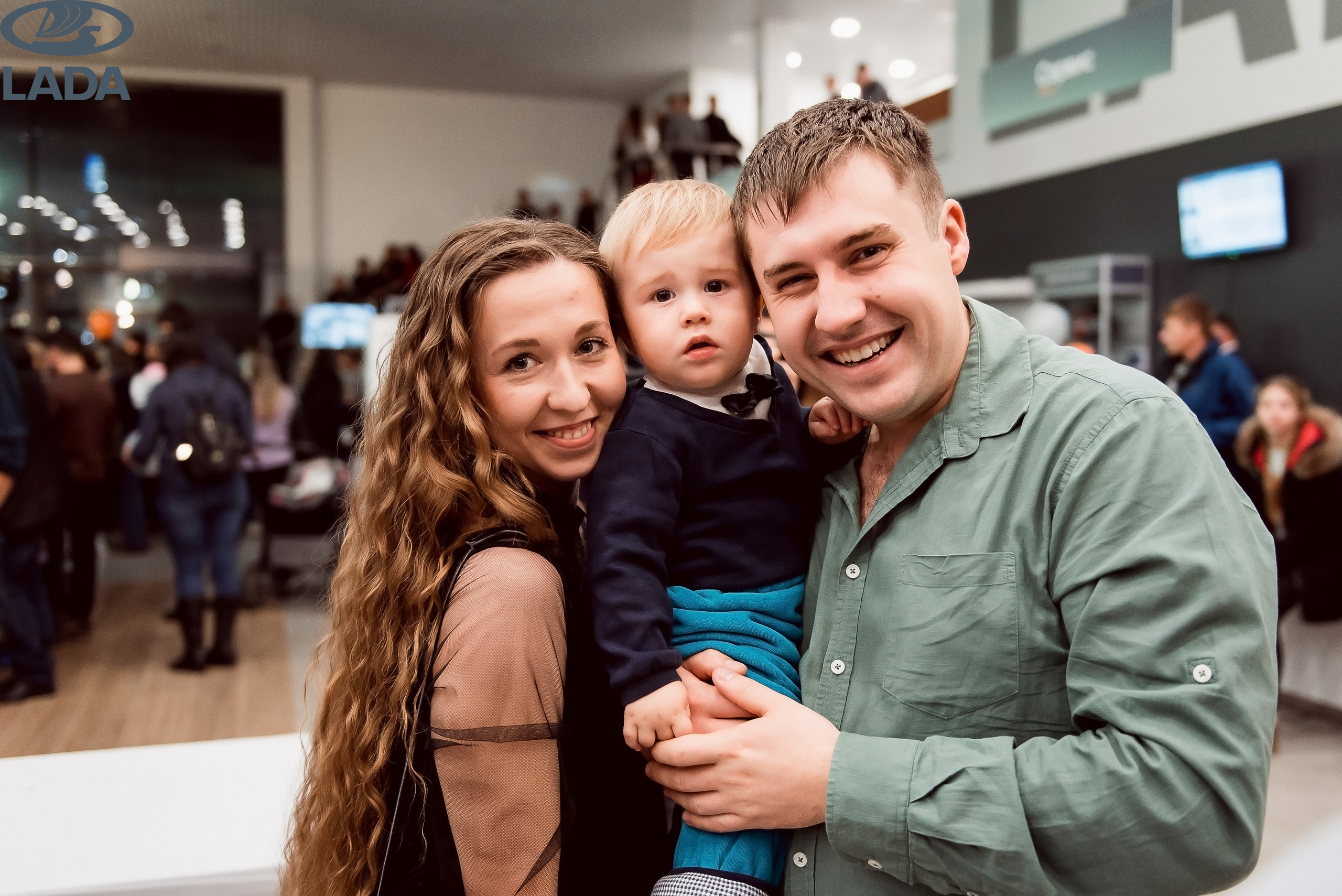 Открытие салона Lada. Свадебный фотограф в Крыму Александр Богомазов