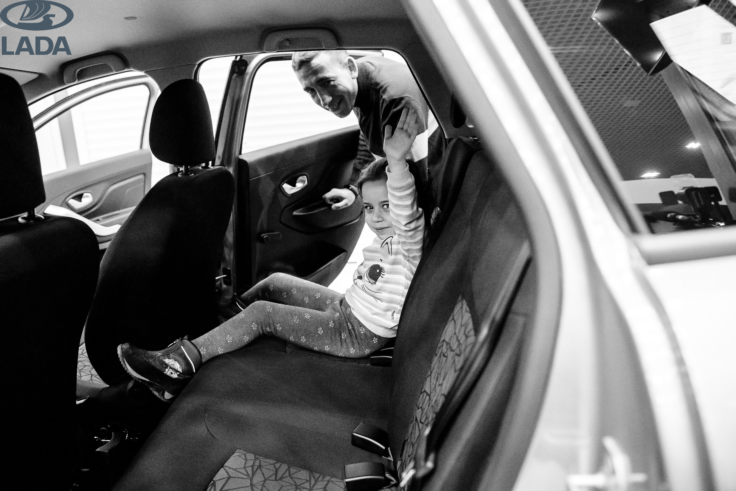 Открытие салона Lada. Свадебный фотограф в Крыму Александр Богомазов