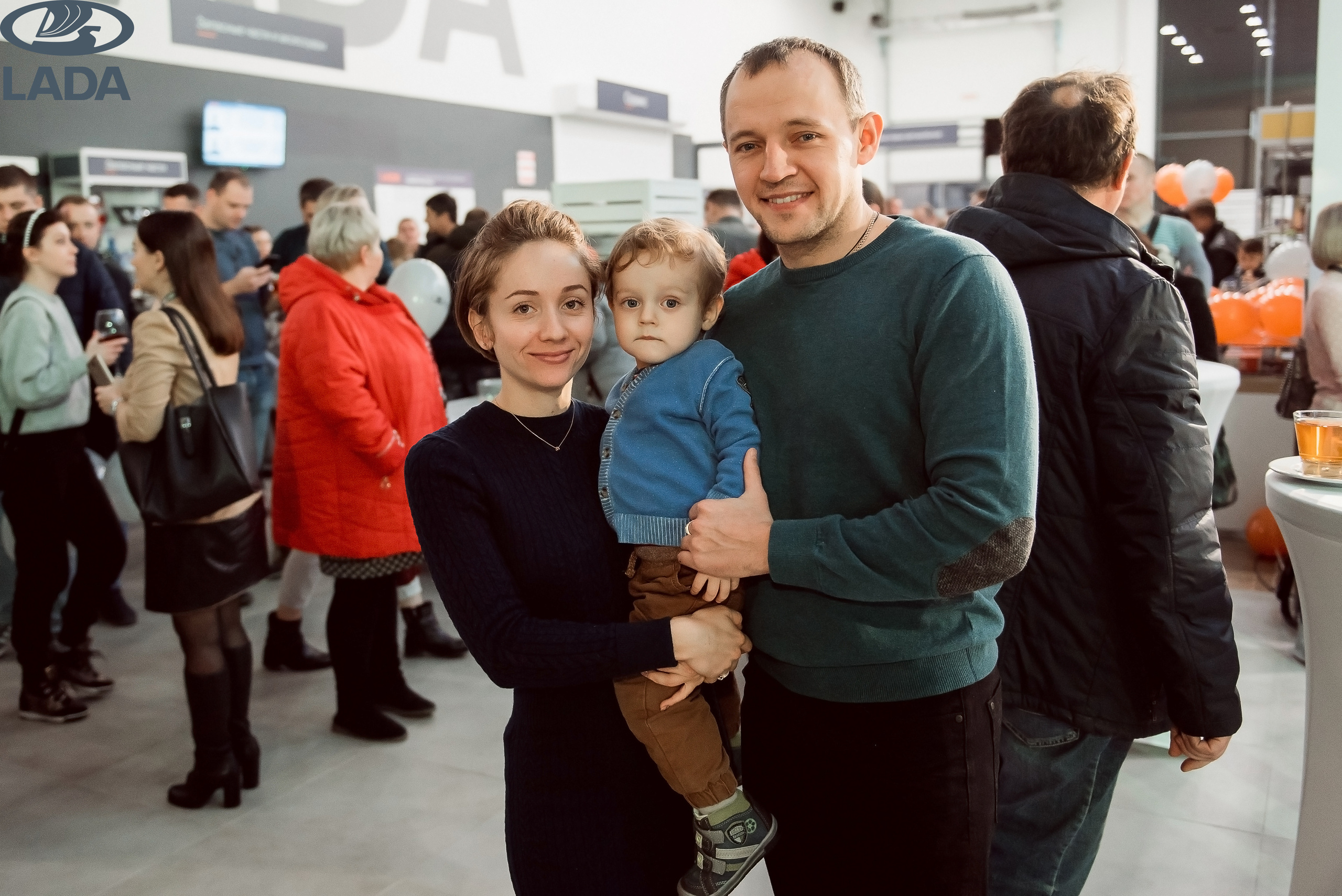 Открытие салона Lada. Свадебный фотограф в Крыму Александр Богомазов