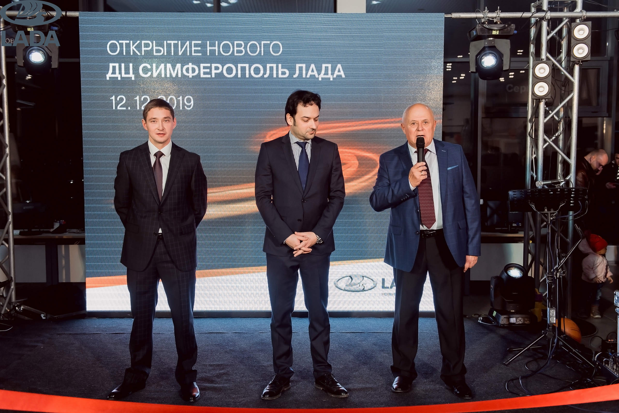 Открытие салона Lada. Свадебный фотограф в Крыму Александр Богомазов