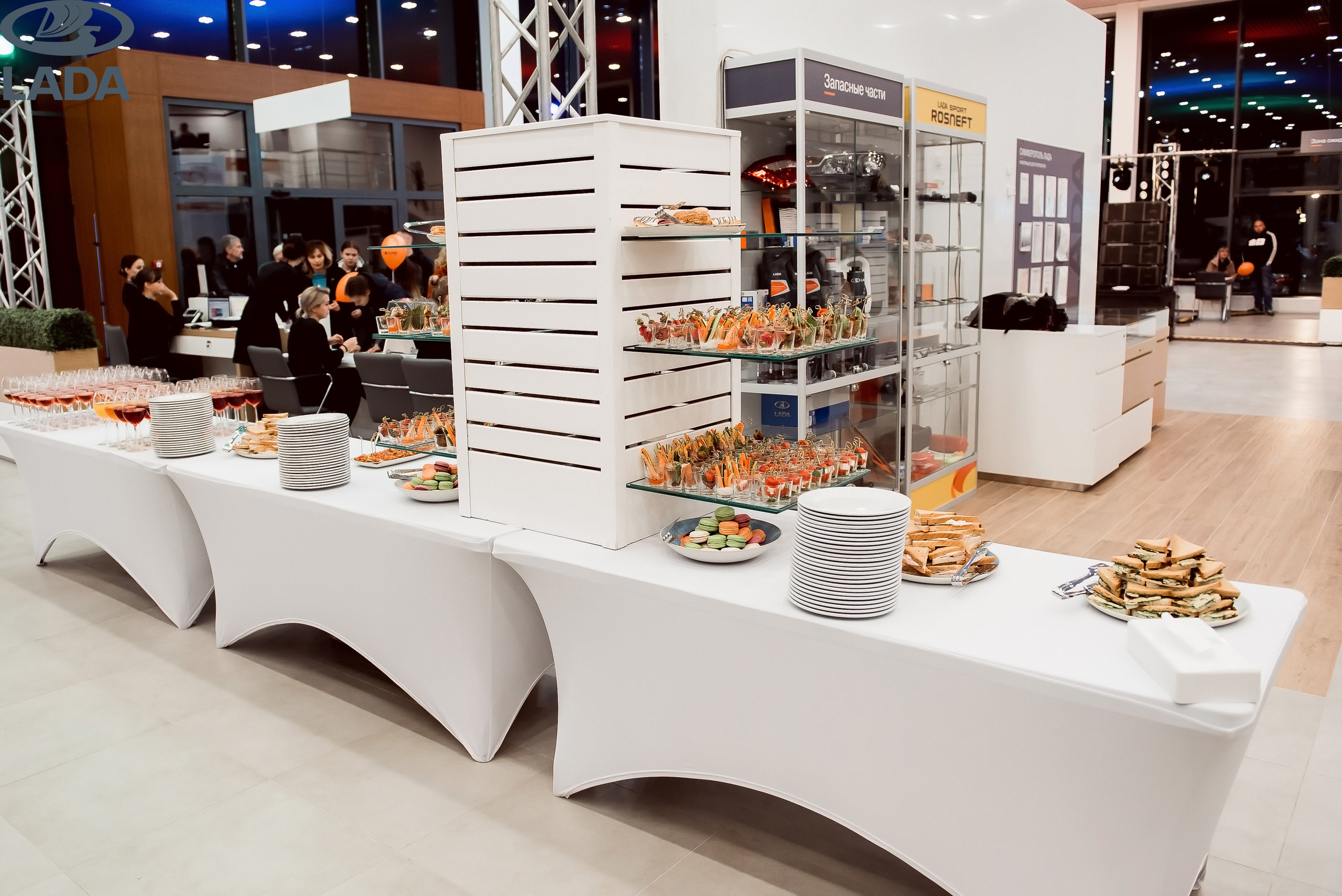 Открытие салона Lada. Свадебный фотограф в Крыму Александр Богомазов