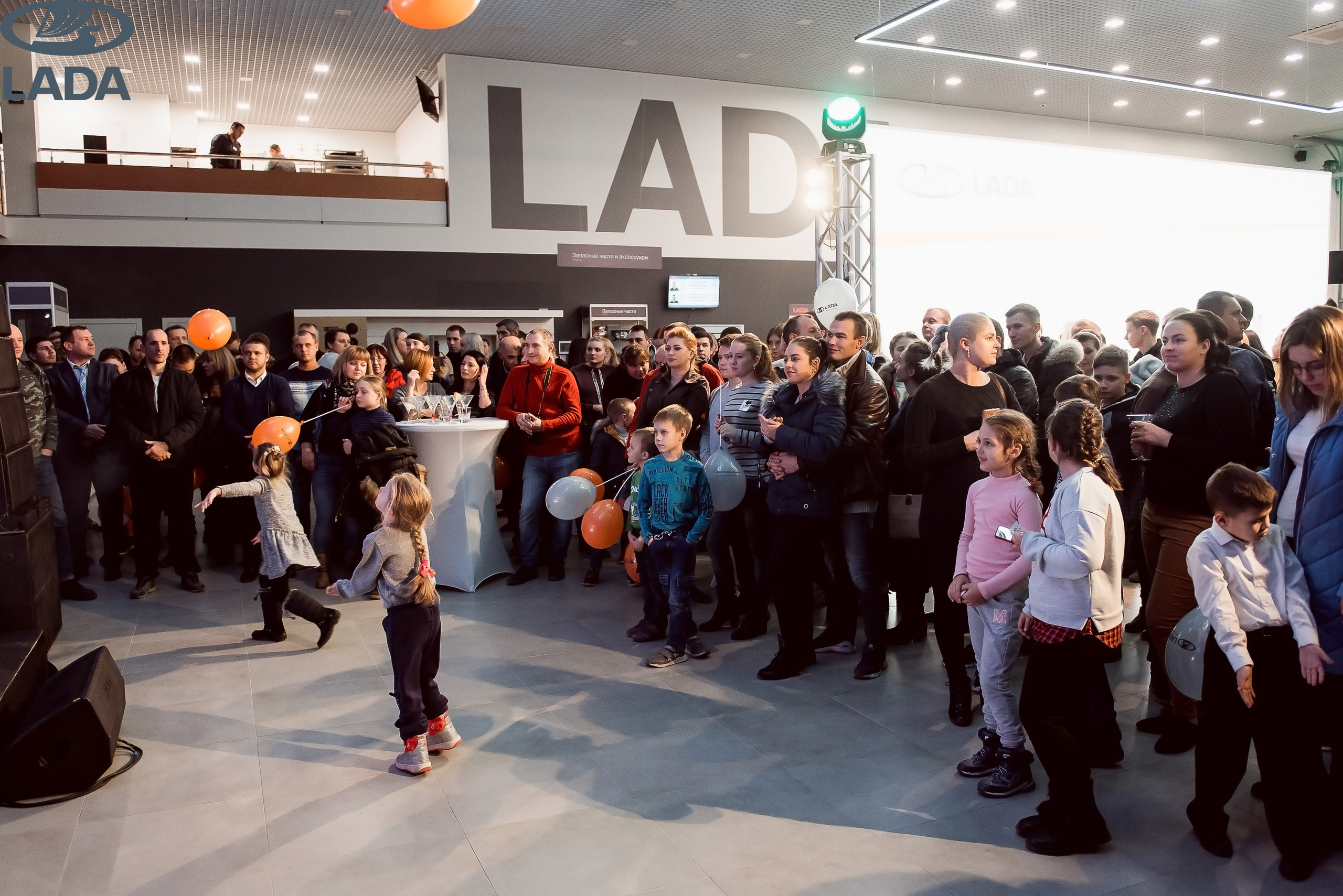 Открытие салона Lada. Свадебный фотограф в Крыму Александр Богомазов