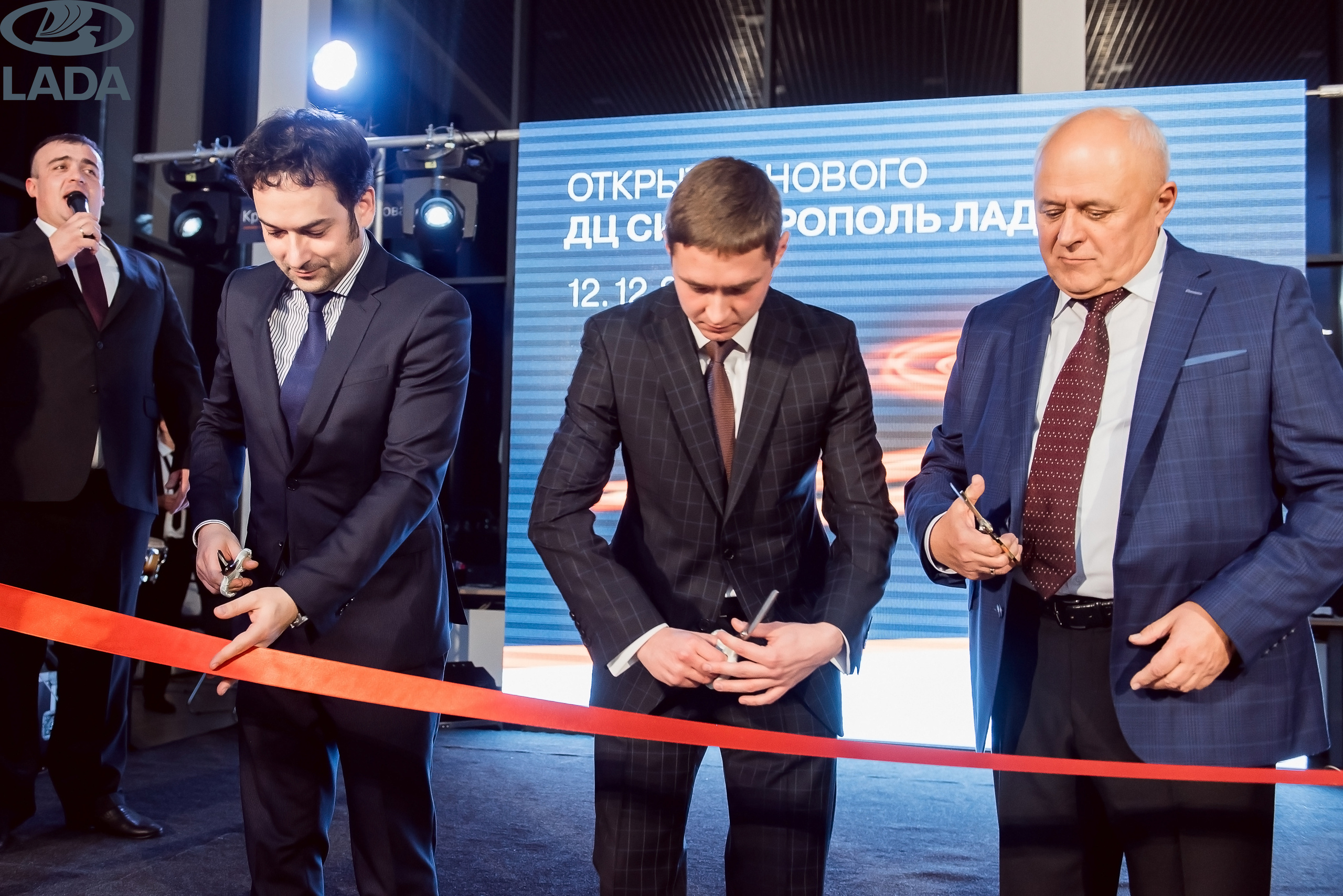 Открытие салона Lada. Свадебный фотограф в Крыму Александр Богомазов