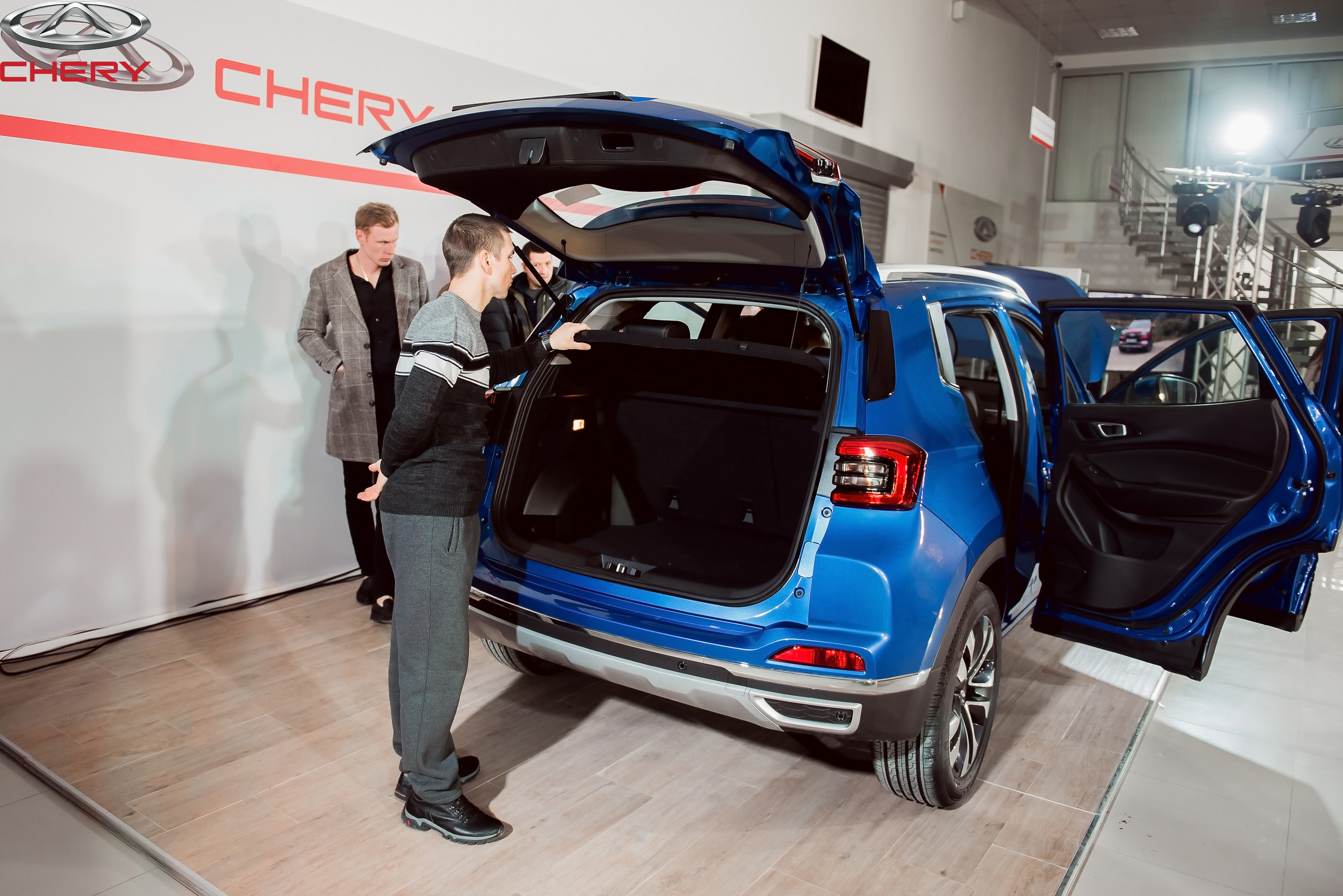 Презентация новой Chery. Свадебный фотограф в Крыму Александр Богомазов