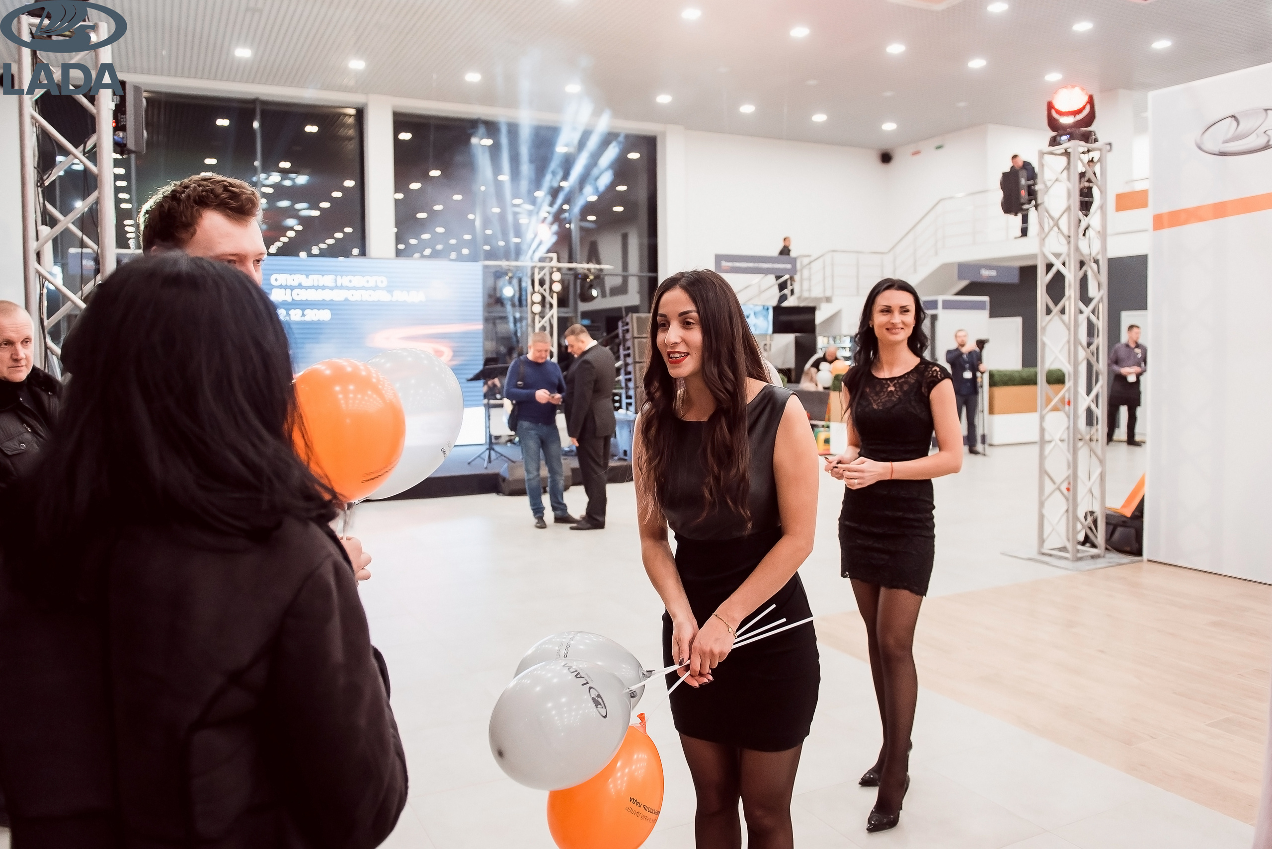 Открытие салона Lada. Свадебный фотограф в Крыму Александр Богомазов