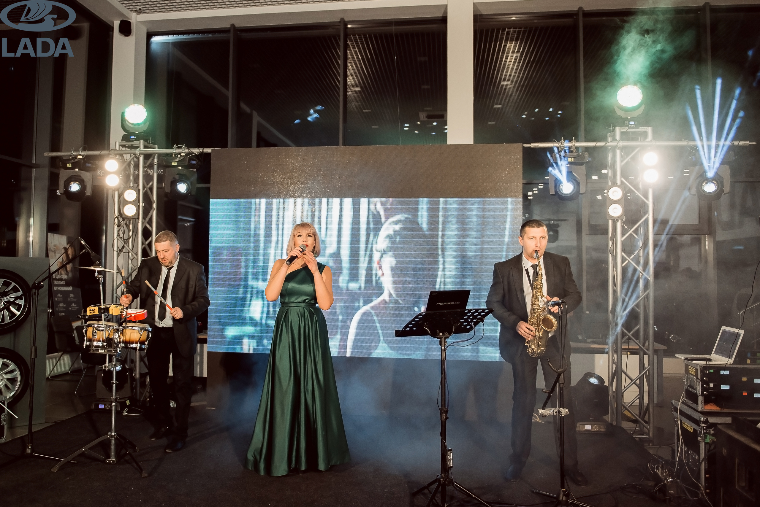 Открытие салона Lada. Свадебный фотограф в Крыму Александр Богомазов