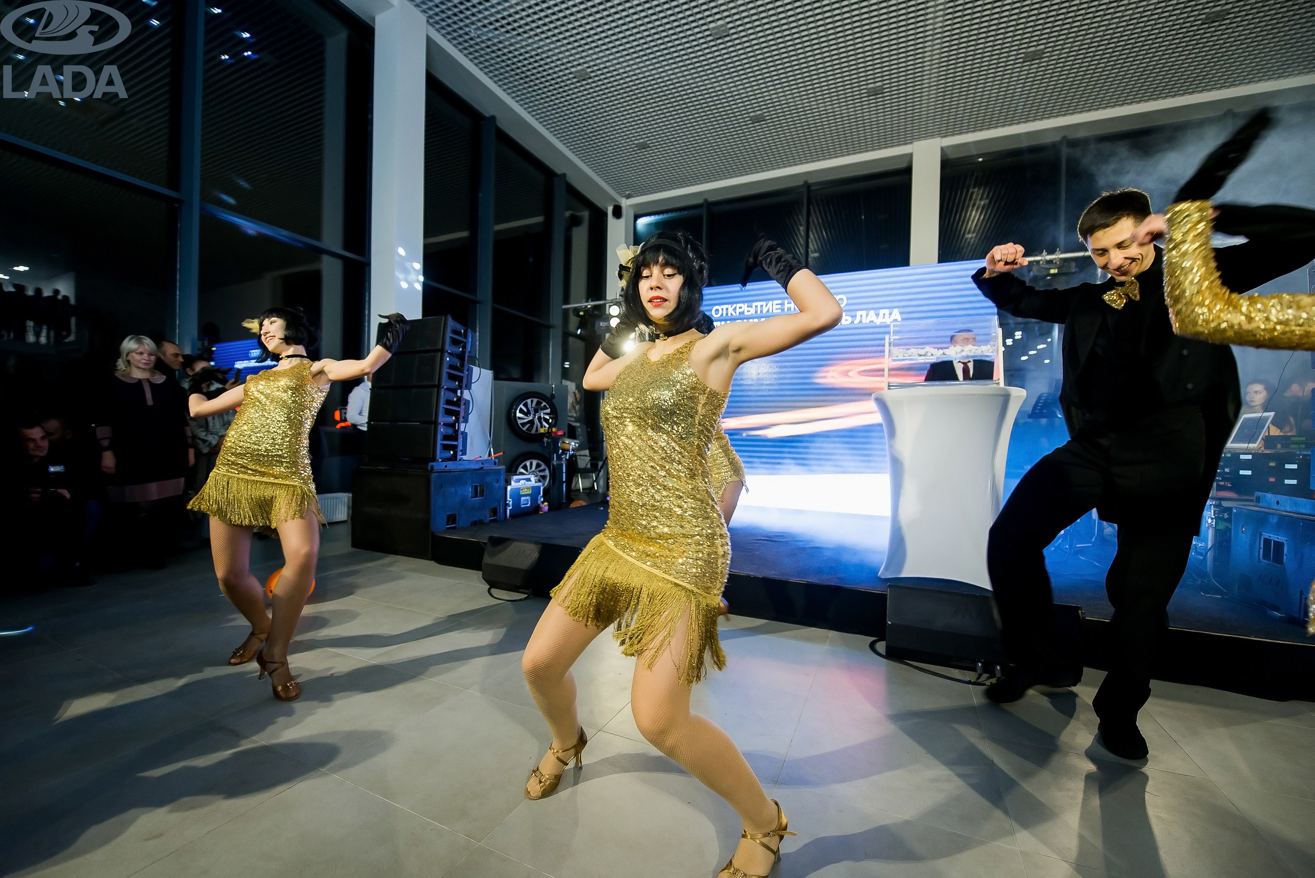 Открытие салона Lada. Свадебный фотограф в Крыму Александр Богомазов